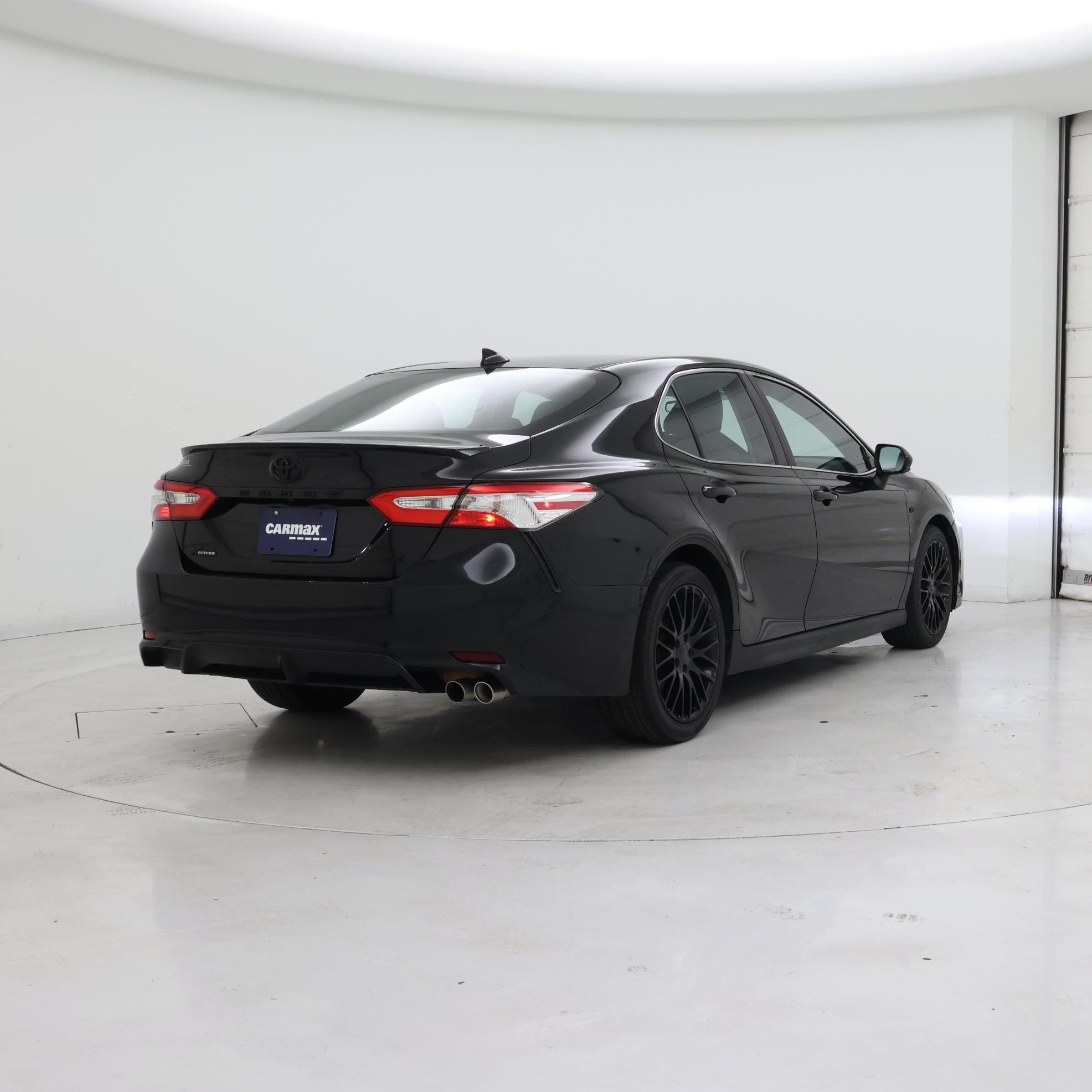 Thumbnail: 2020 Toyota Camry - 8
