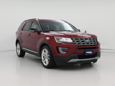 Red 2017 Ford Explorer XLT