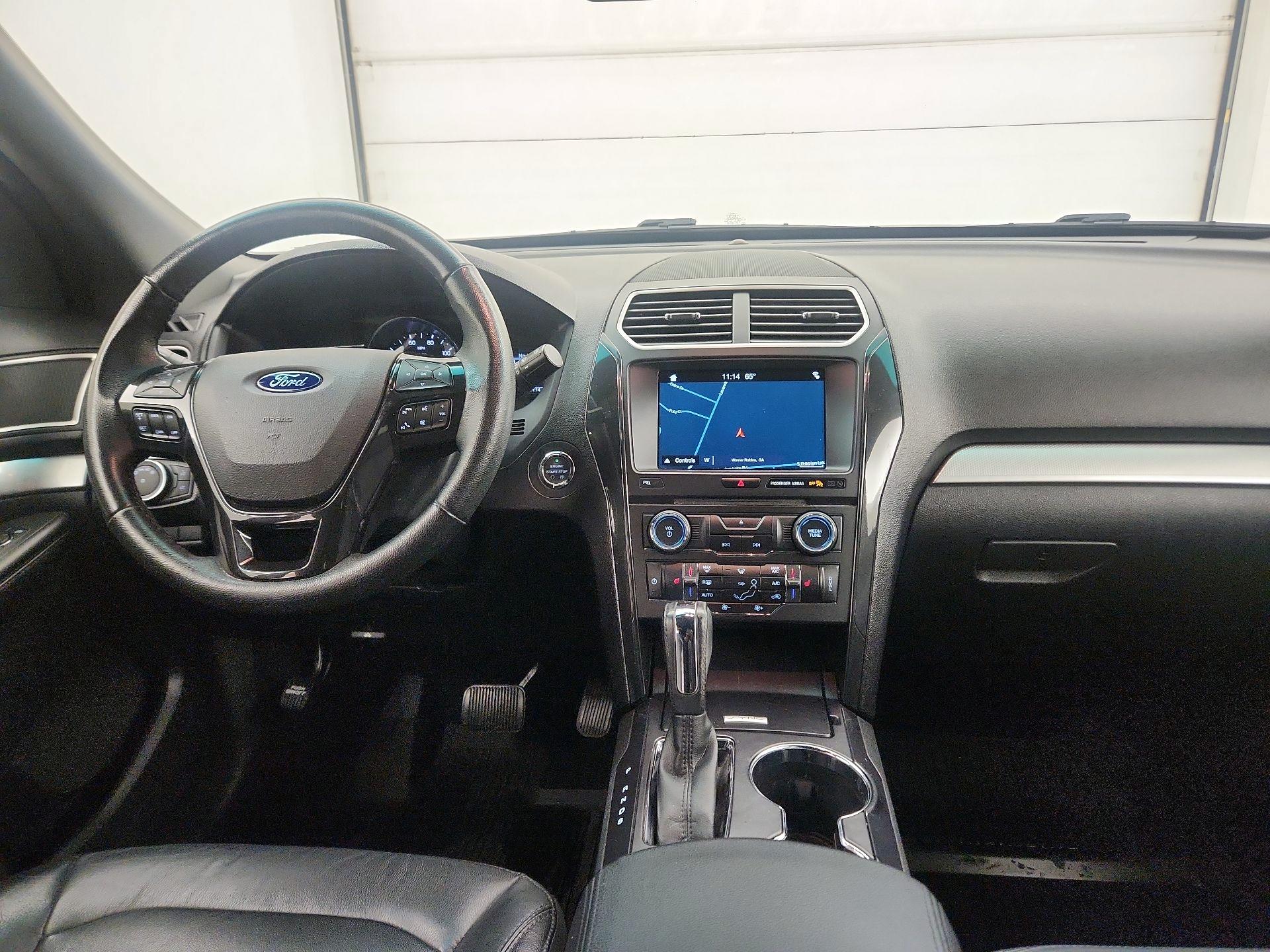 Thumbnail: 2017 Ford Explorer - 9