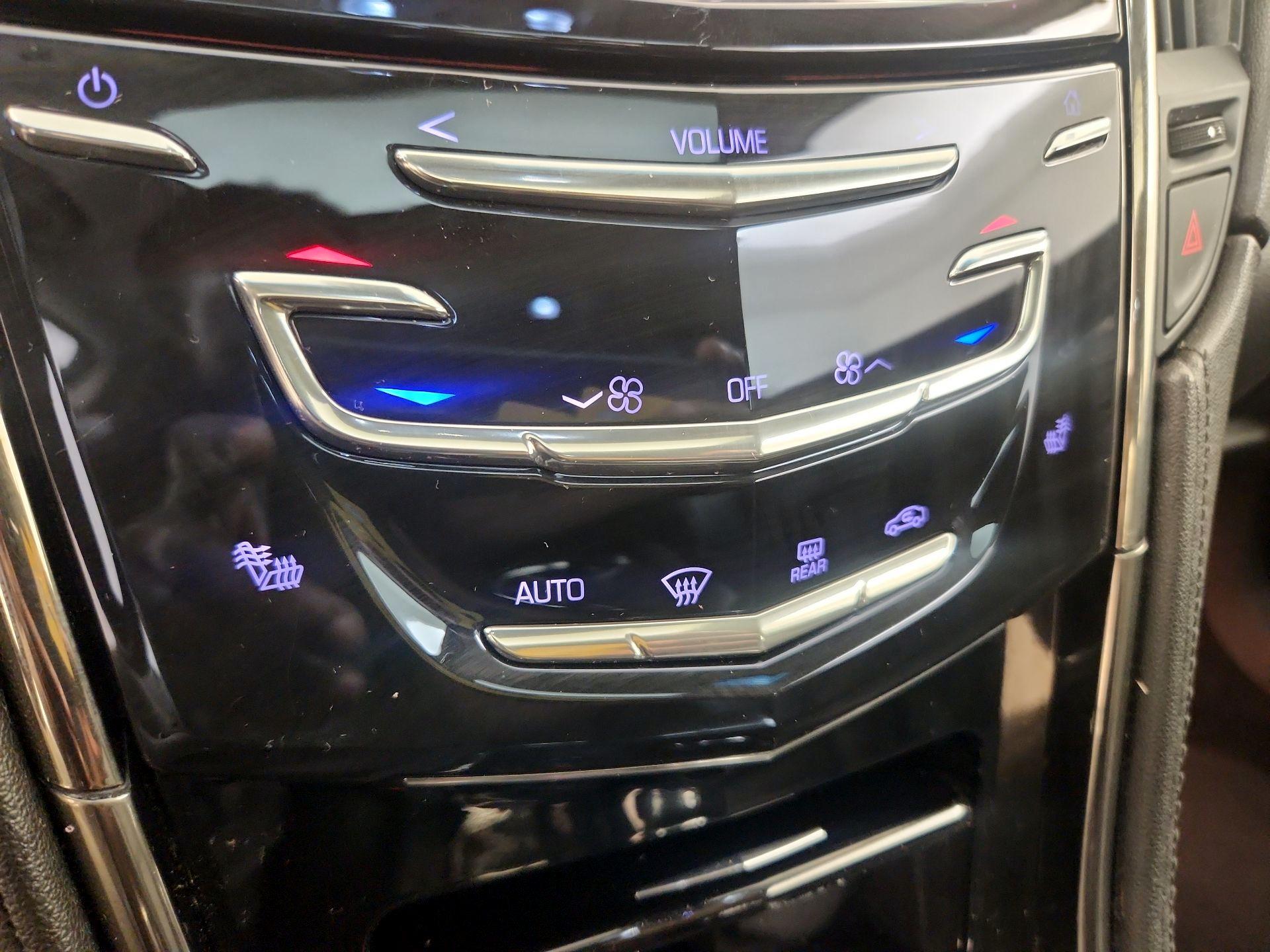 Thumbnail: 2015 Cadillac ATS - 16