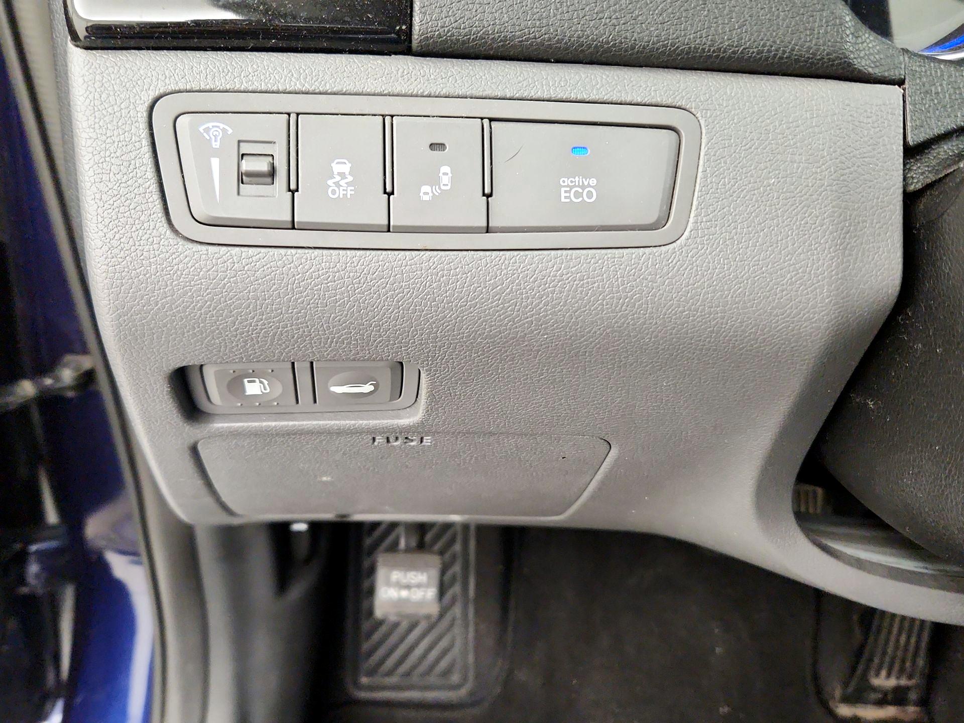 Thumbnail: 2014 Hyundai Sonata - 13