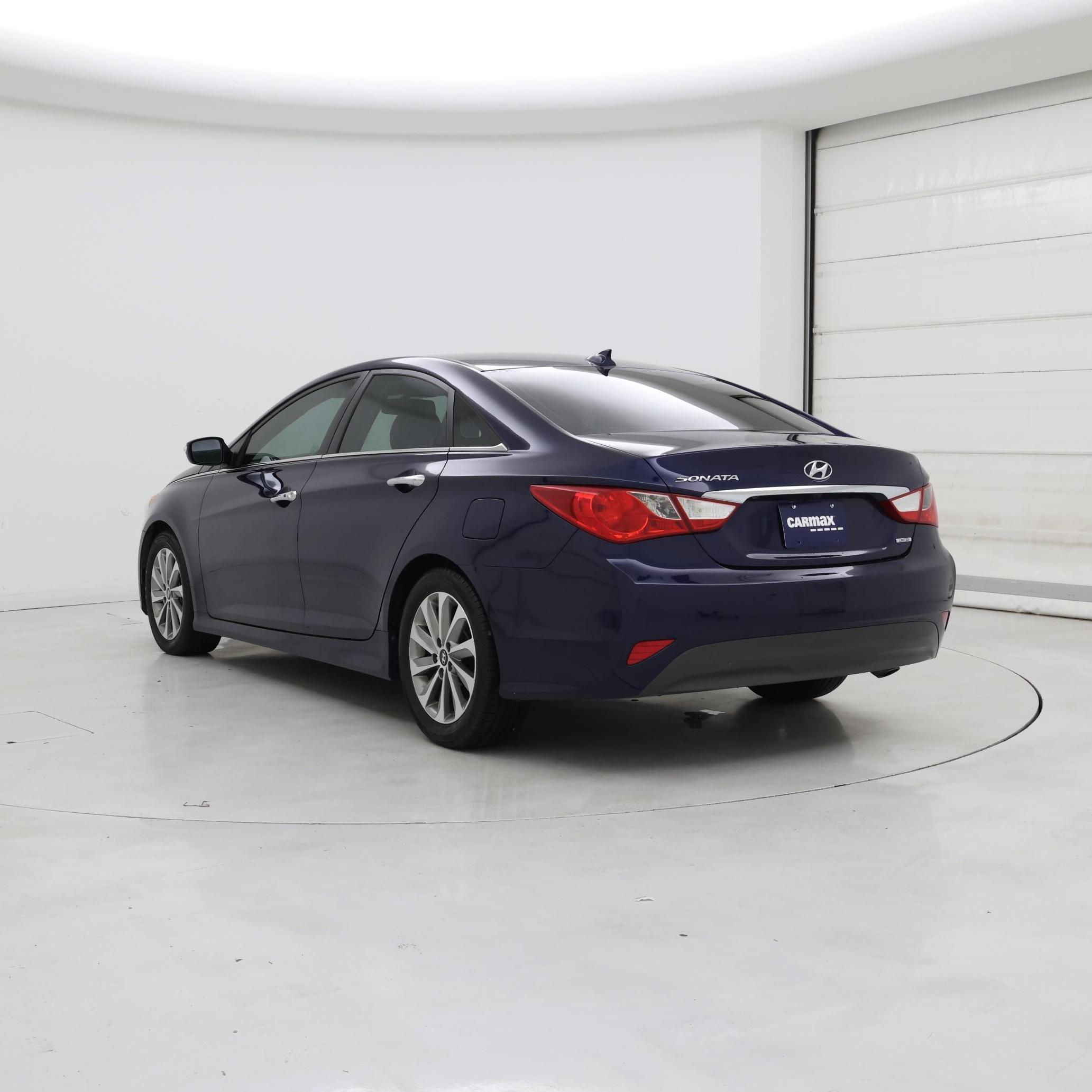 Thumbnail: 2014 Hyundai Sonata - 2