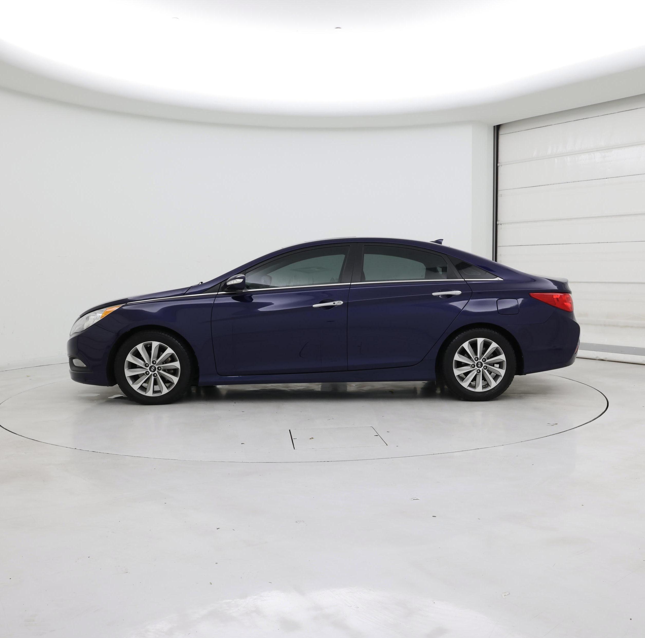 Thumbnail: 2014 Hyundai Sonata - 3