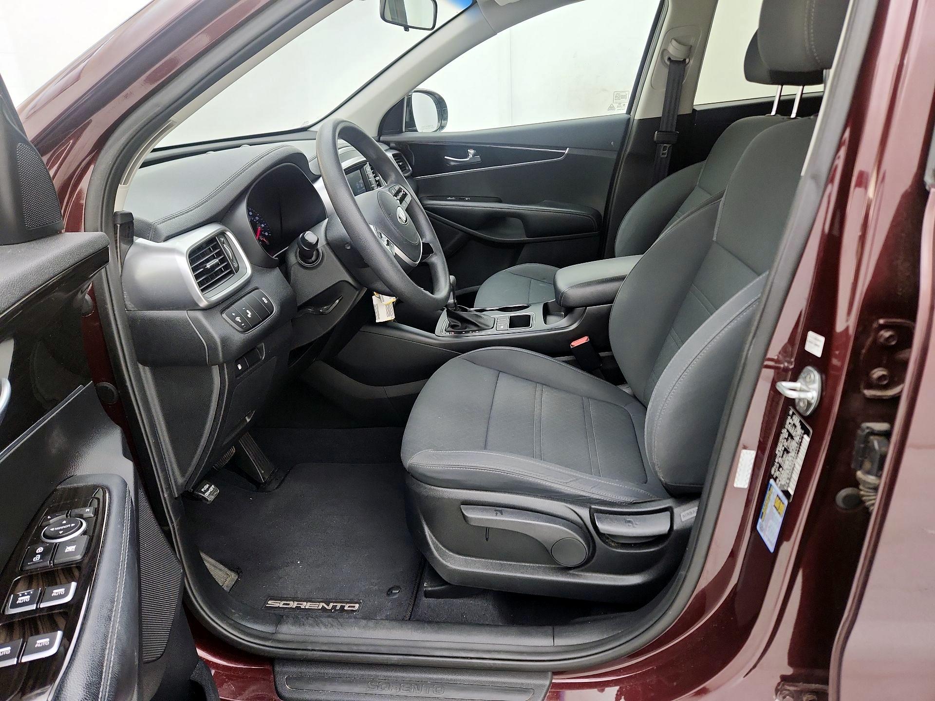 Thumbnail: 2019 Kia Sorento - 11