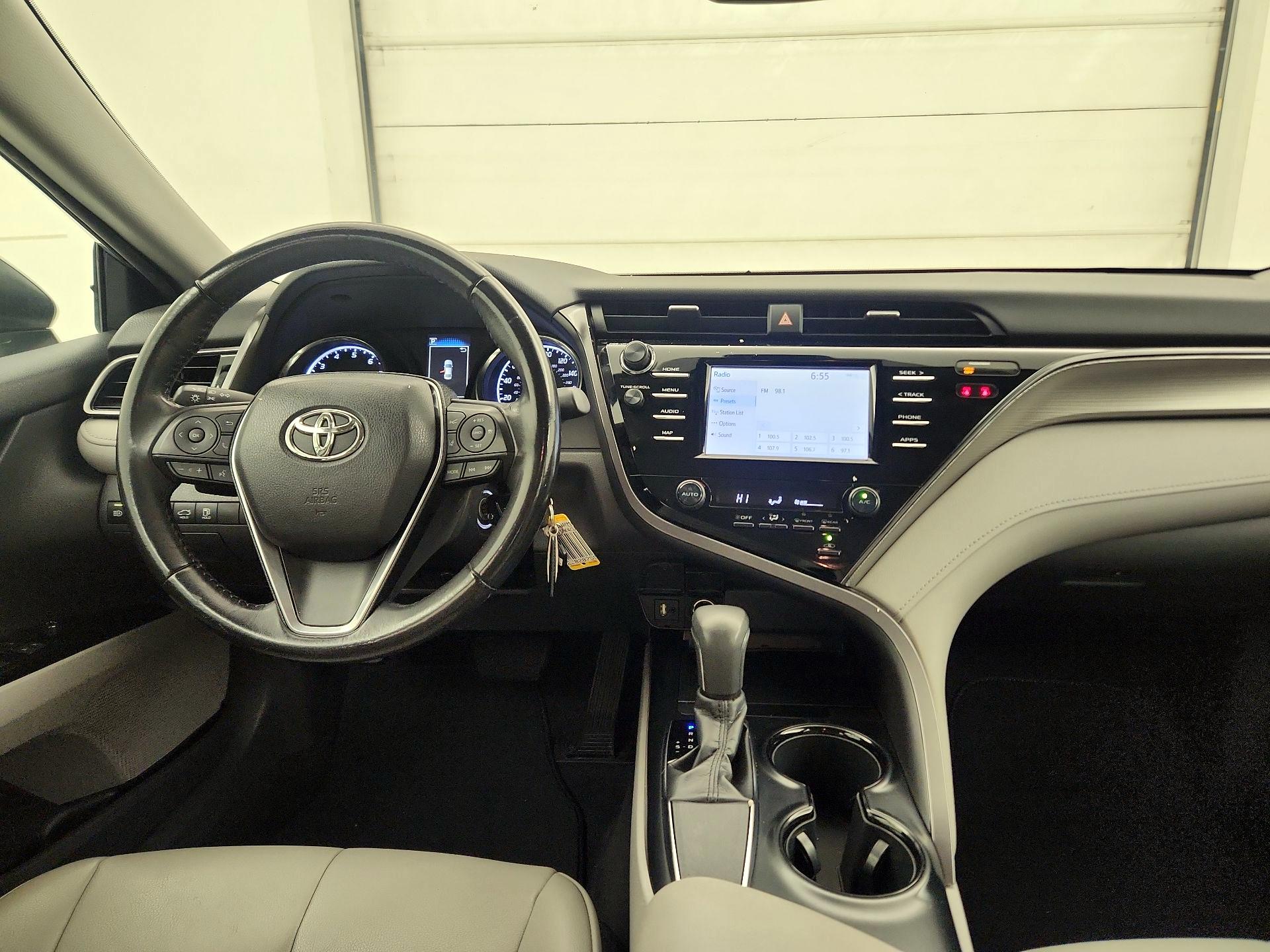 Thumbnail: 2019 Toyota Camry - 9