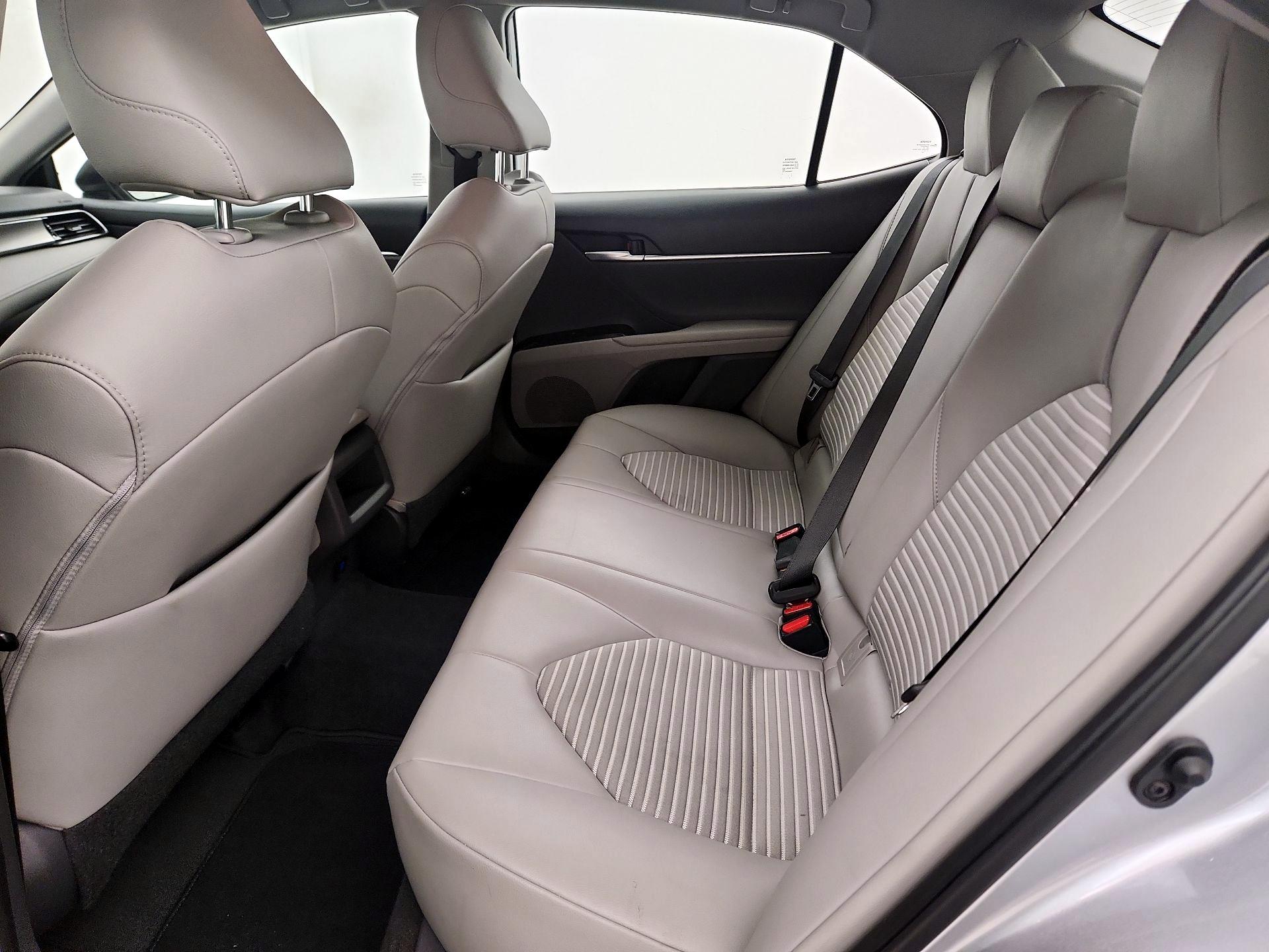 Thumbnail: 2019 Toyota Camry - 19