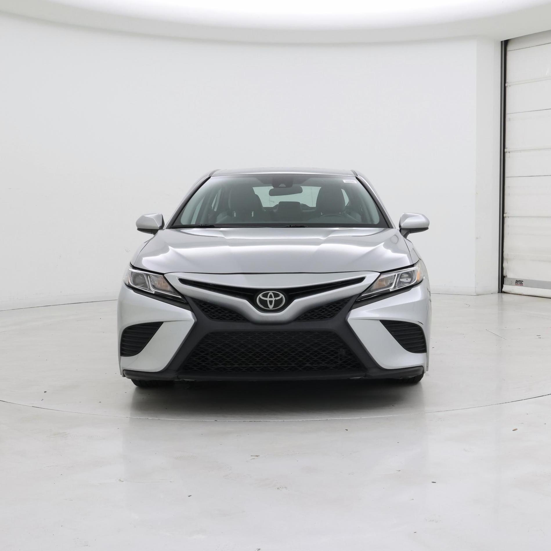 Thumbnail: 2019 Toyota Camry - 5