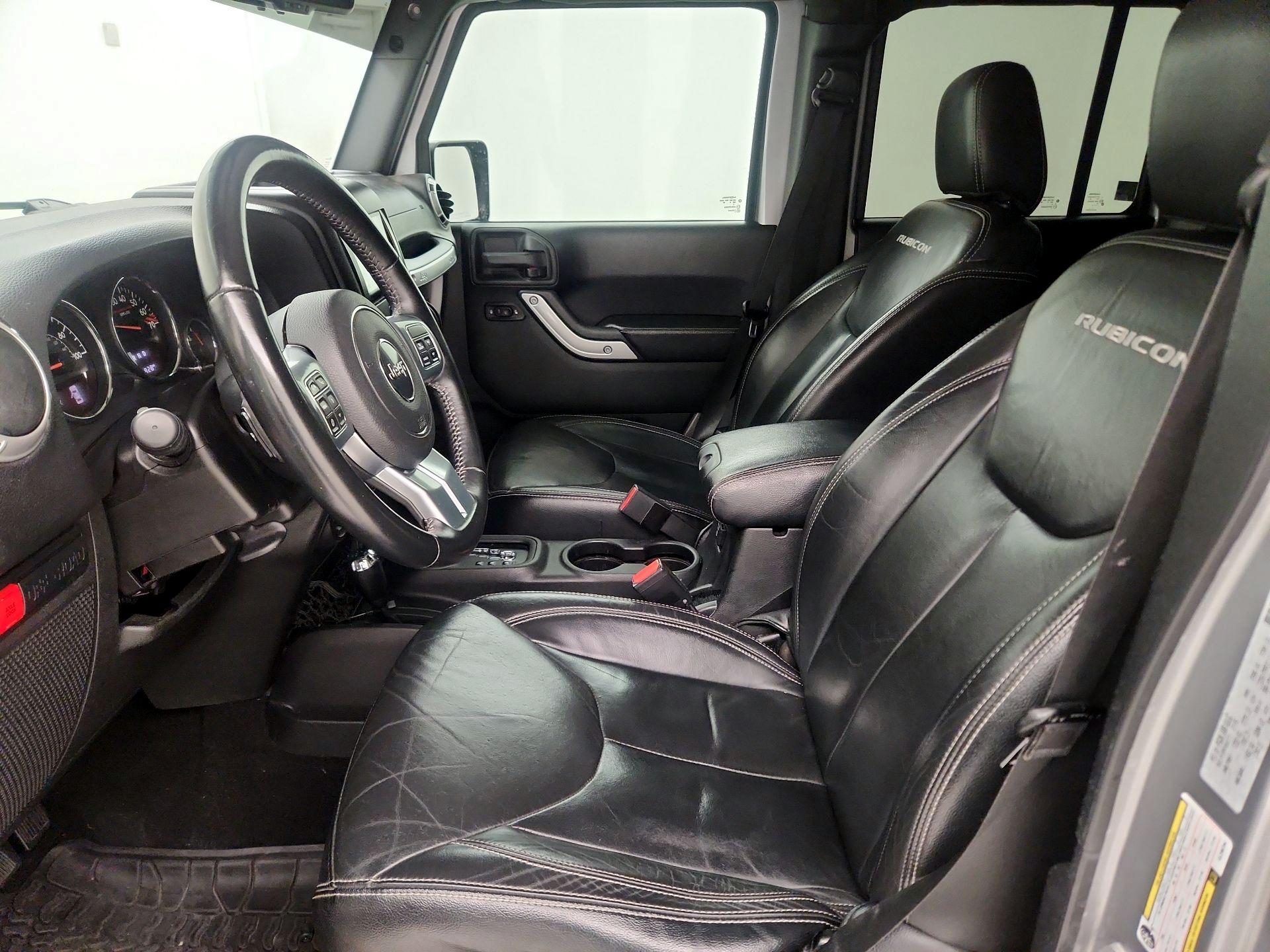 Thumbnail: 2016 Jeep Wrangler - 11