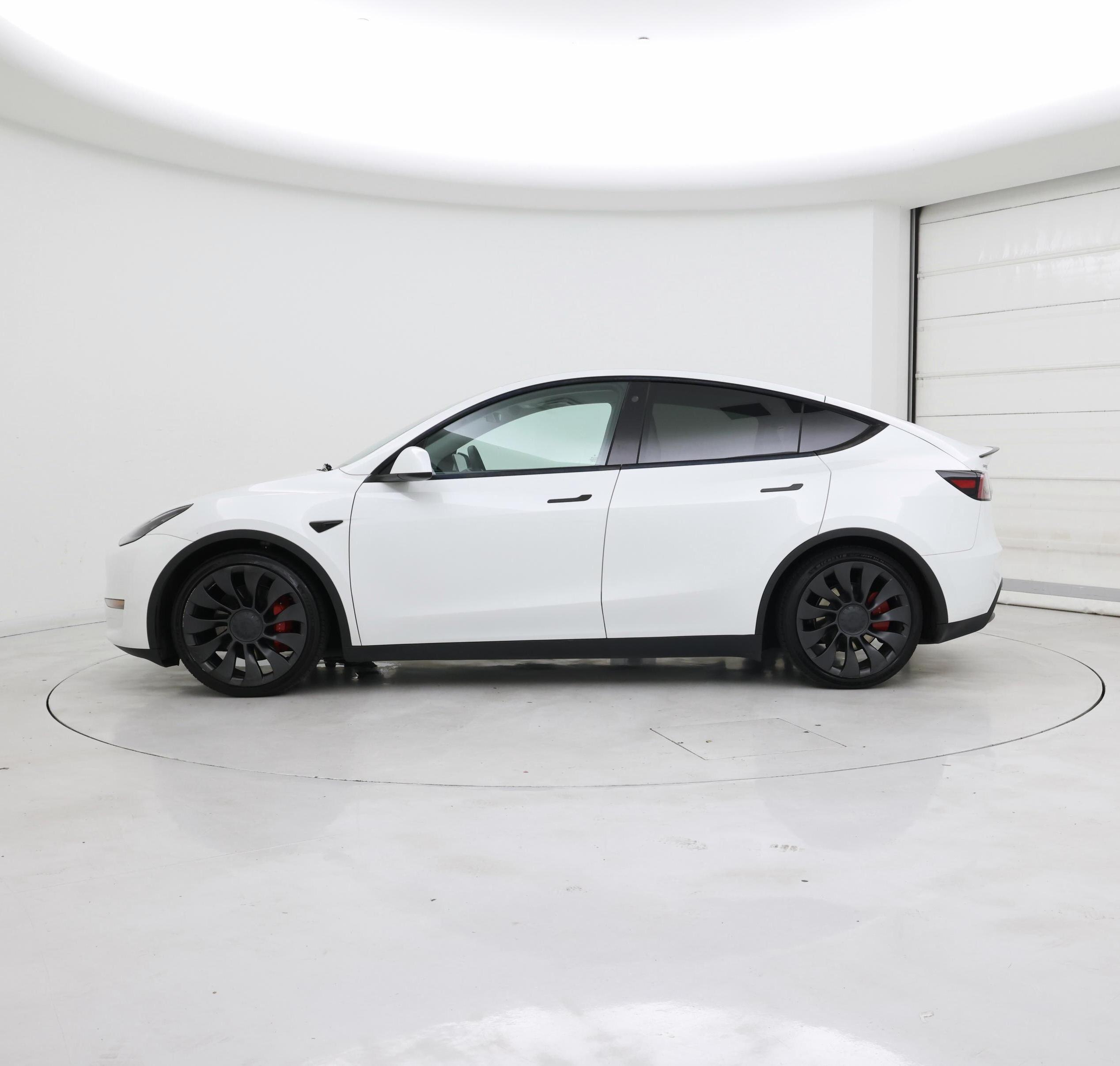 Thumbnail: 2023 Tesla Model Y - 3