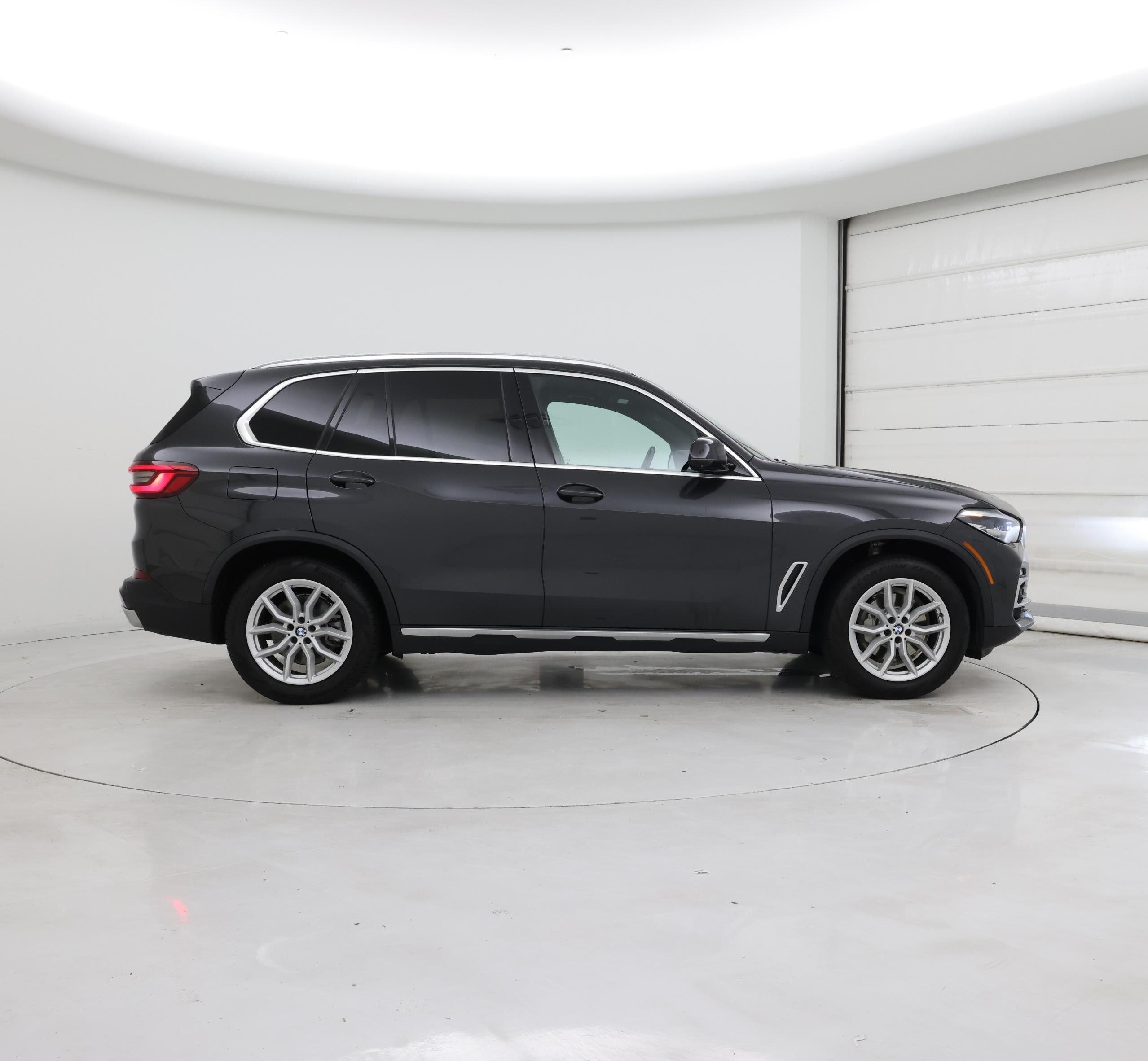 Thumbnail: 2020 BMW X5 - 7