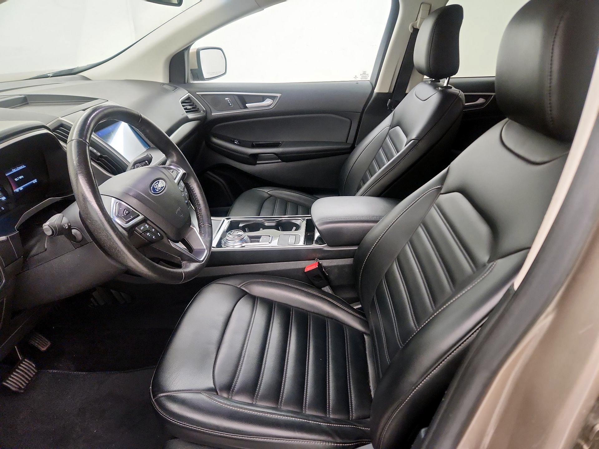Thumbnail: 2020 Ford Edge - 11