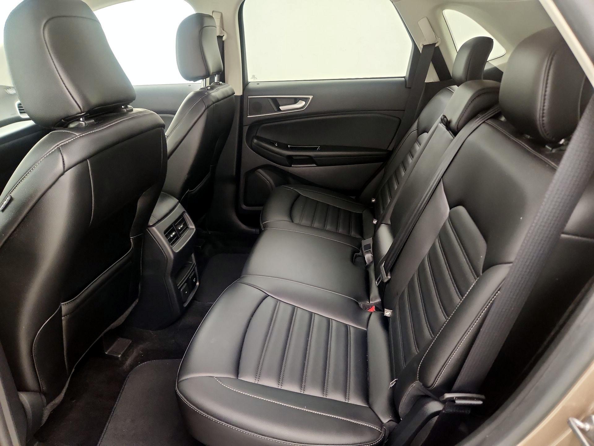 Thumbnail: 2020 Ford Edge - 20