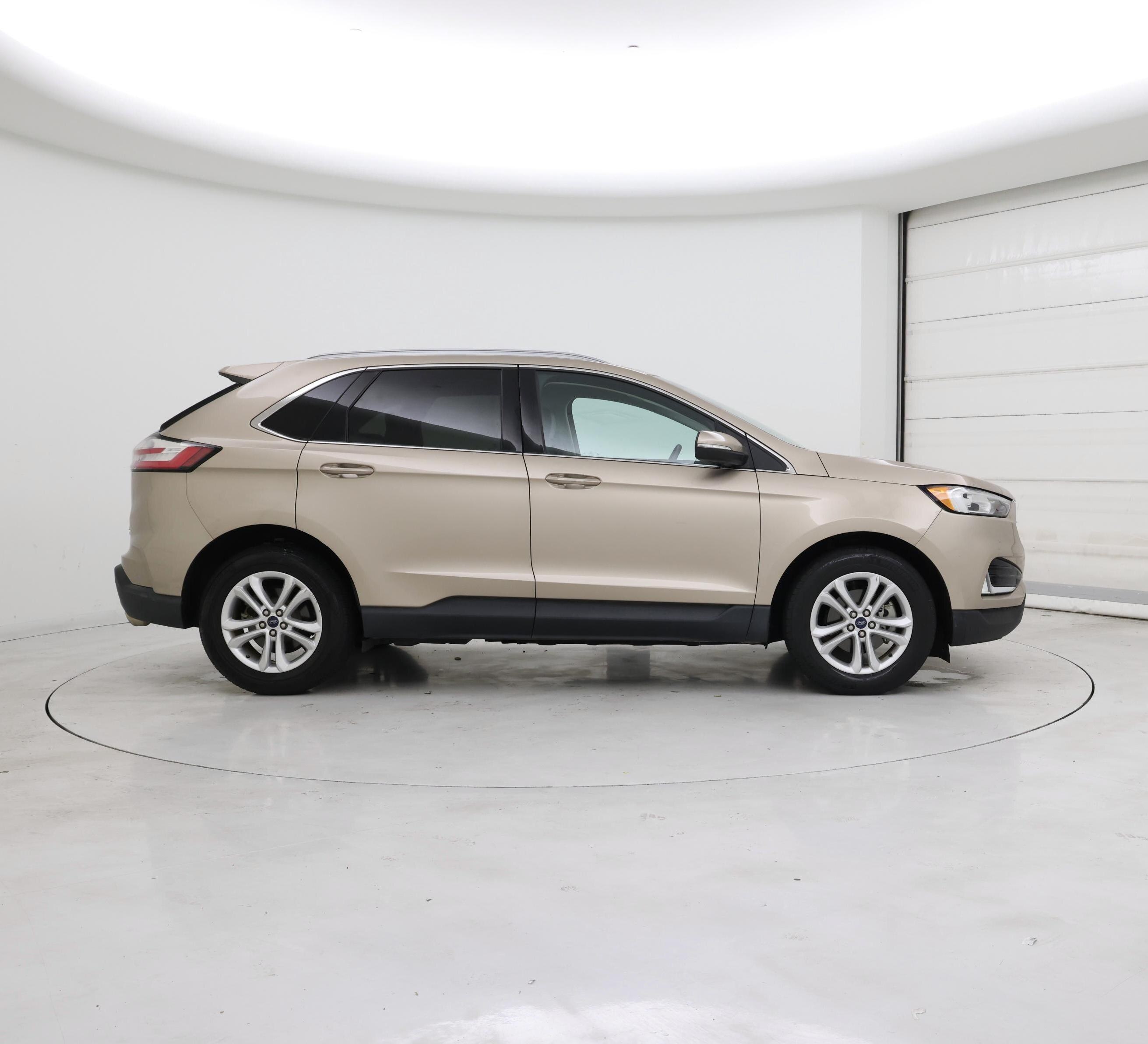 Thumbnail: 2020 Ford Edge - 7