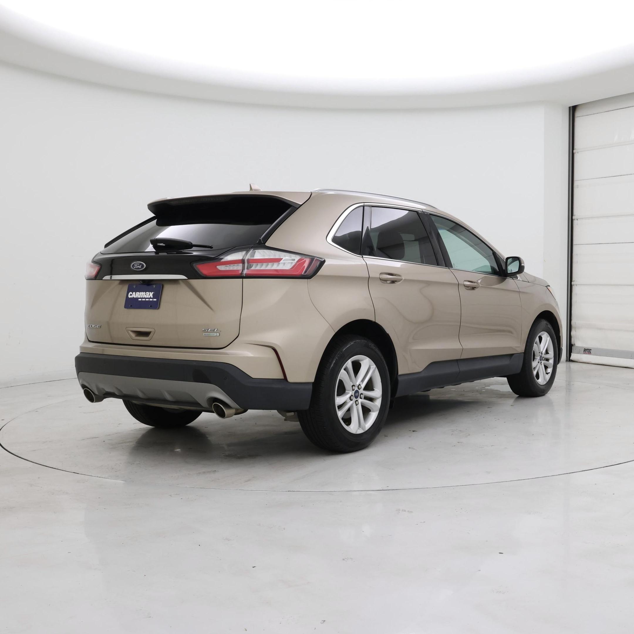 Thumbnail: 2020 Ford Edge - 8