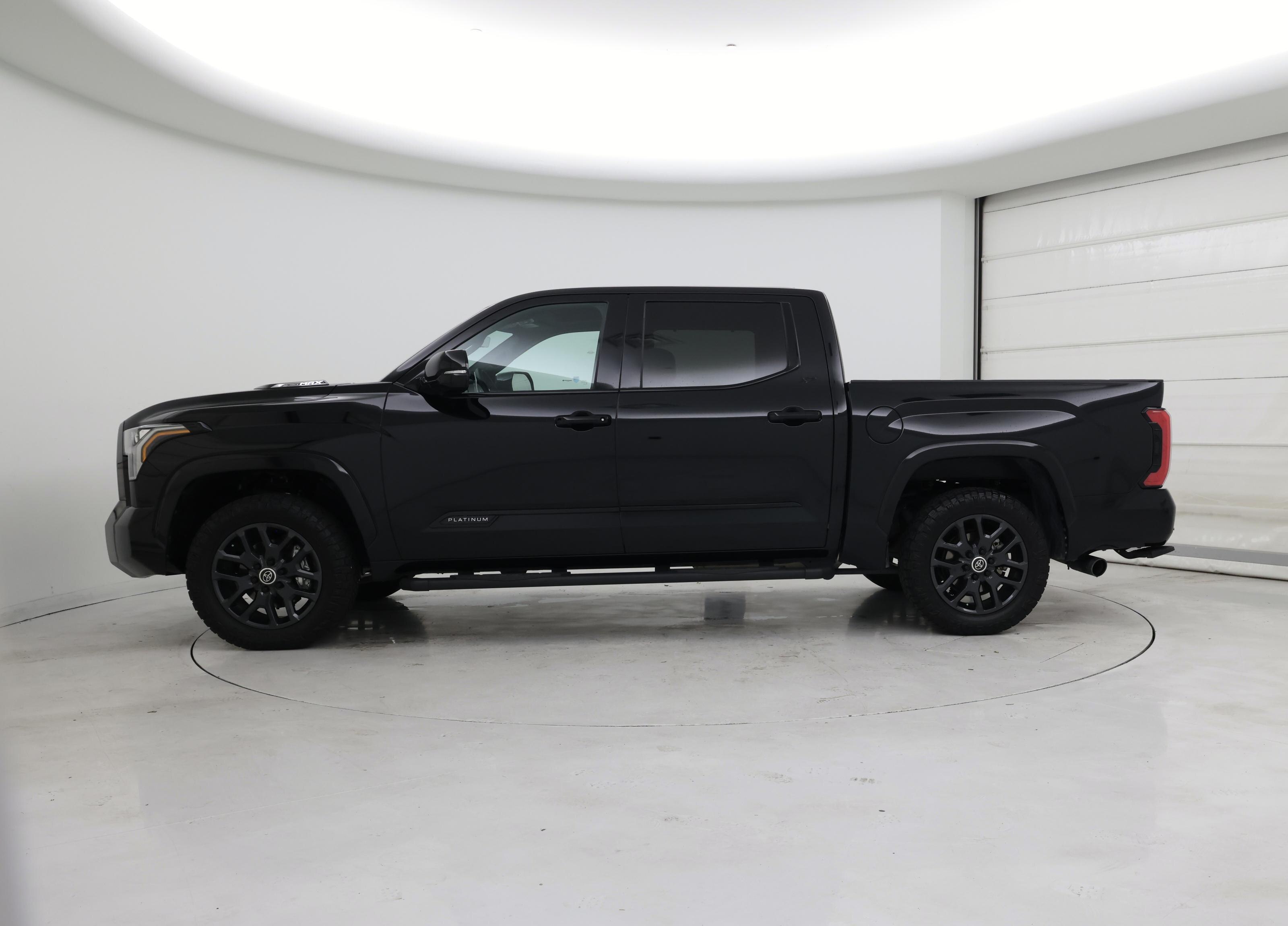 Thumbnail: 2024 Toyota Tundra - 3