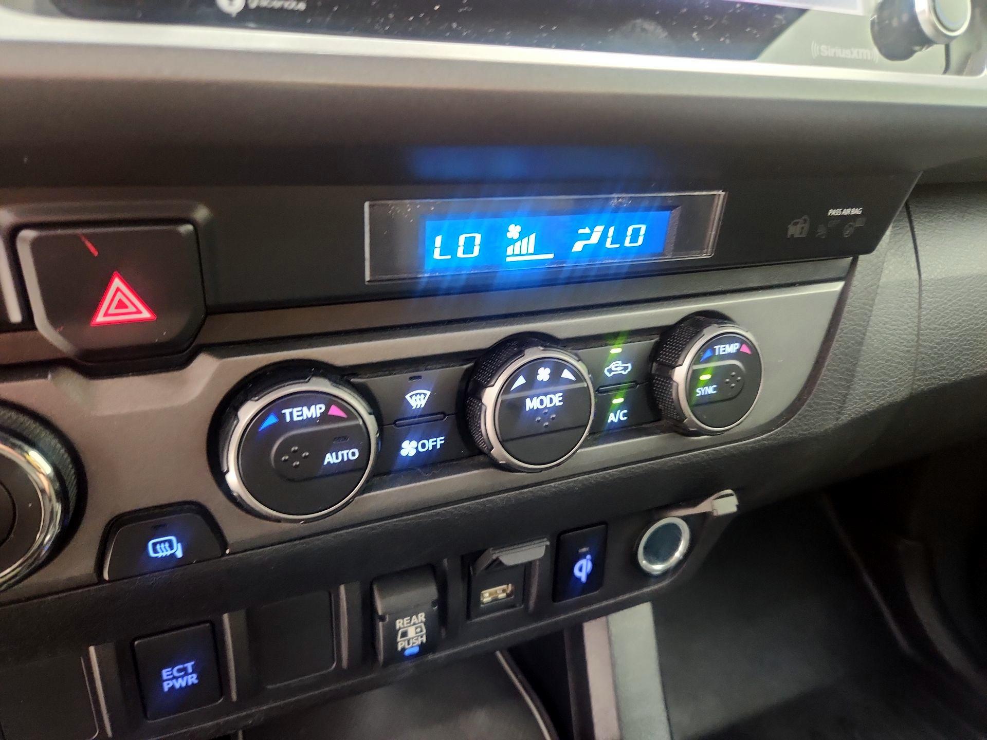 Thumbnail: 2021 Toyota Tacoma - 16