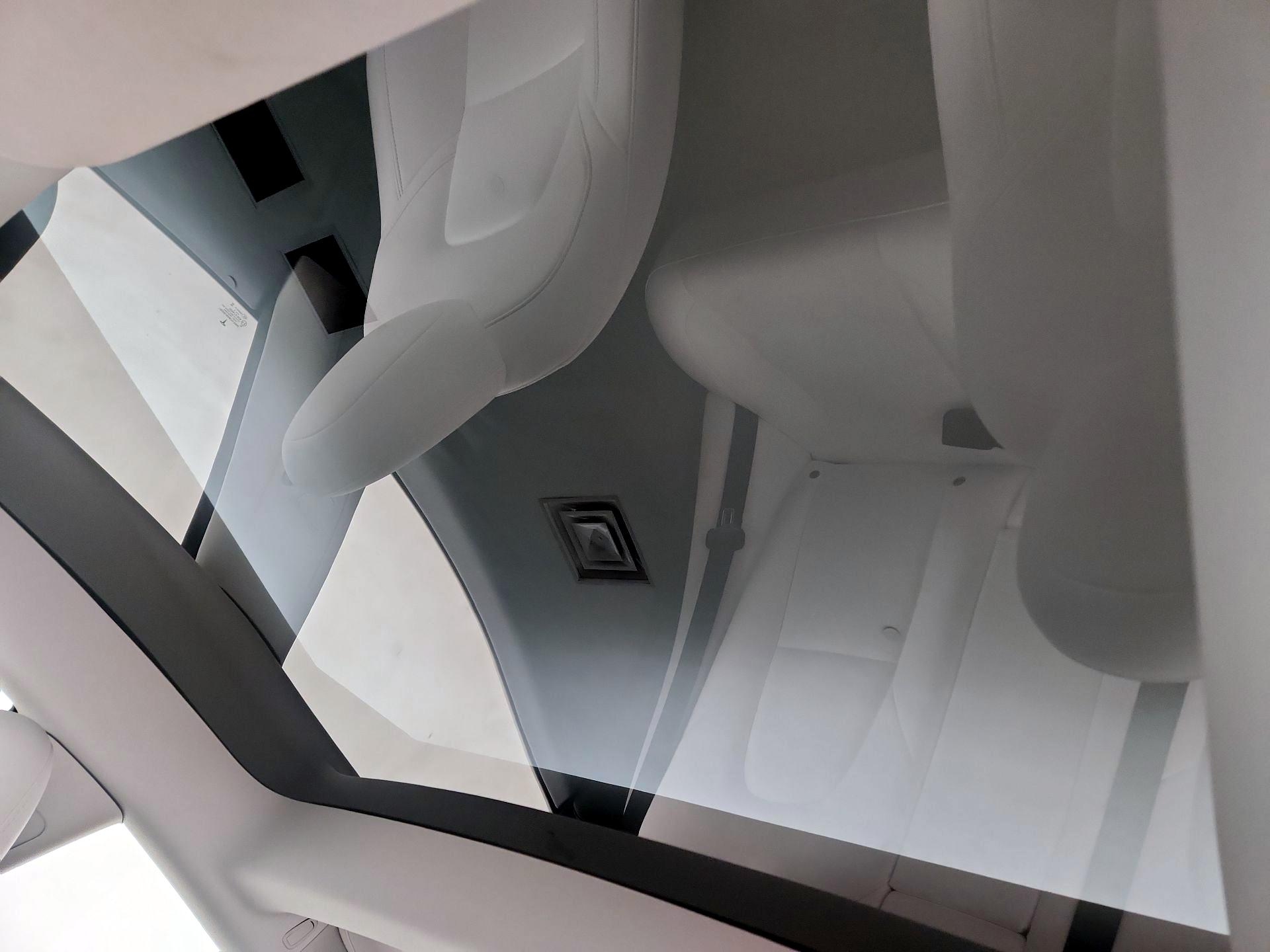 Thumbnail: 2023 Tesla Model 3 - 18