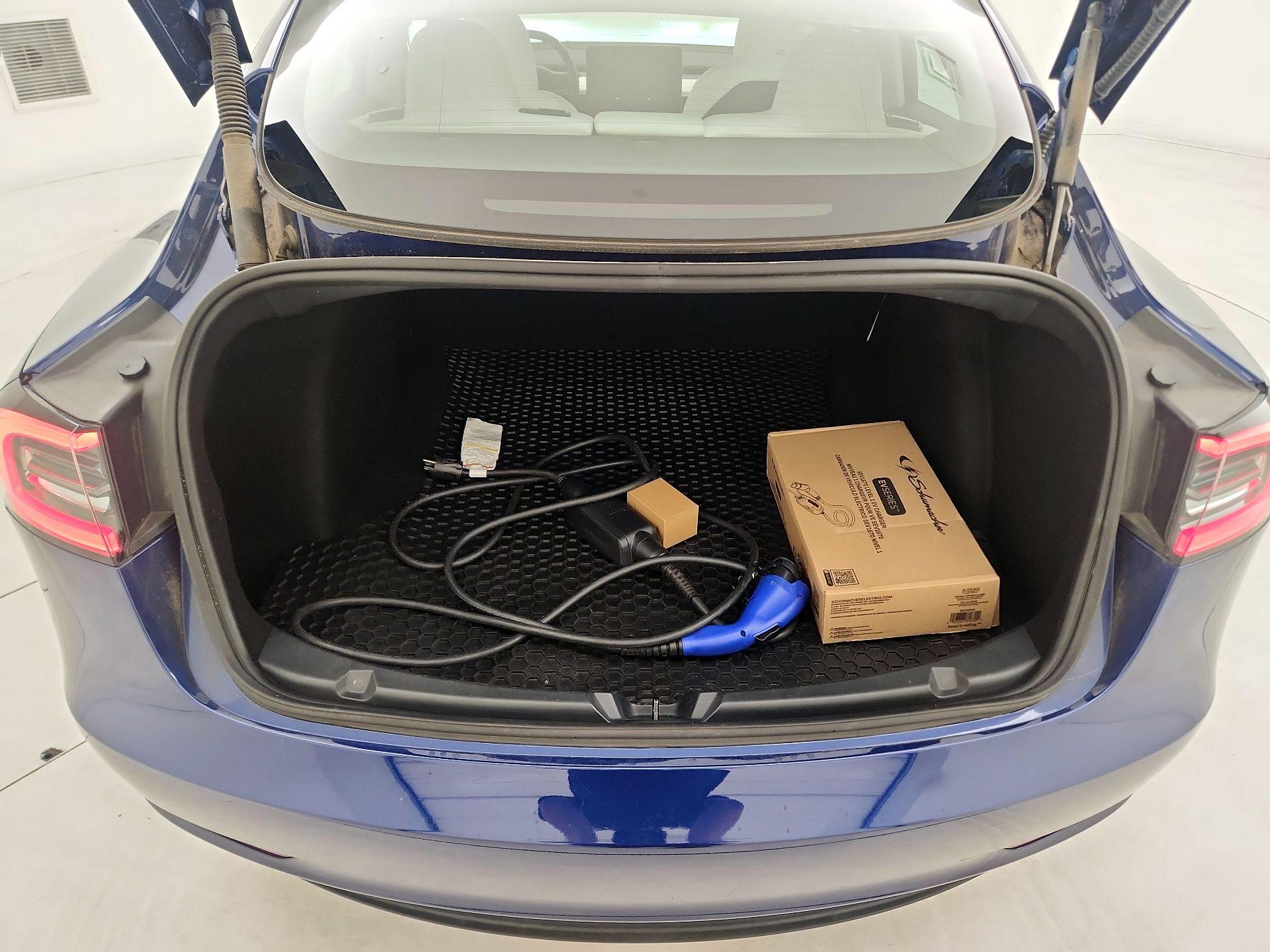 Thumbnail: 2023 Tesla Model 3 - 20