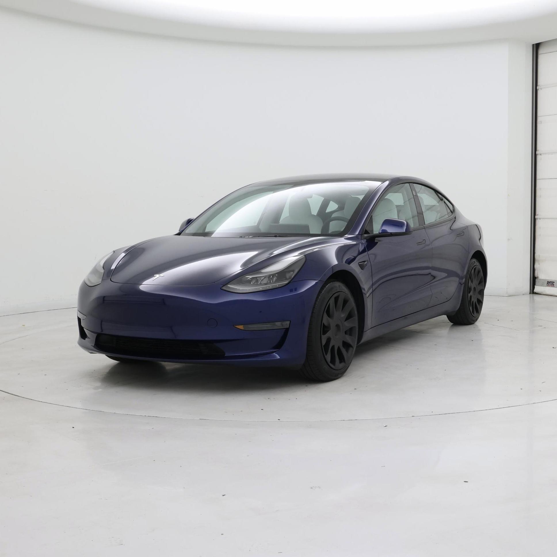 Thumbnail: 2023 Tesla Model 3 - 4