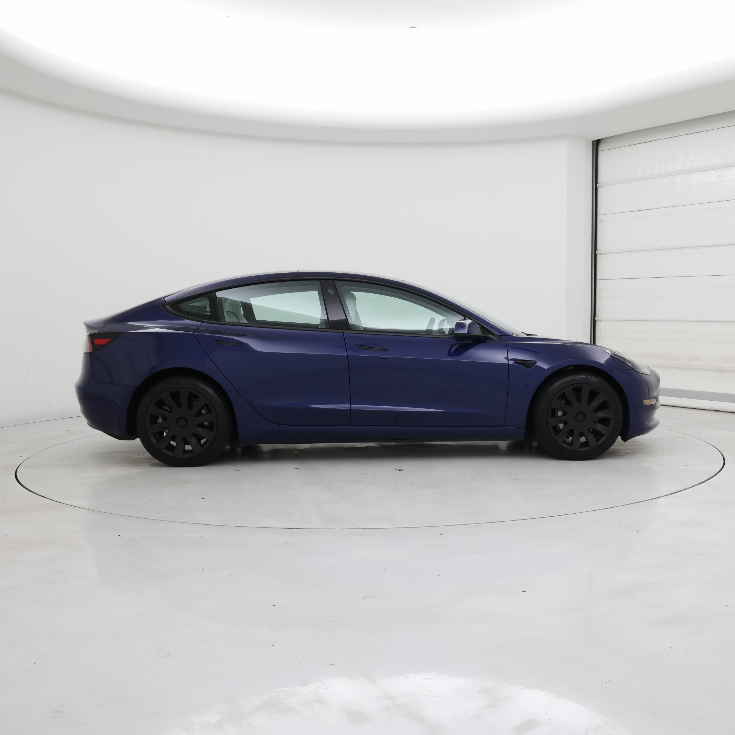 Thumbnail: 2023 Tesla Model 3 - 7