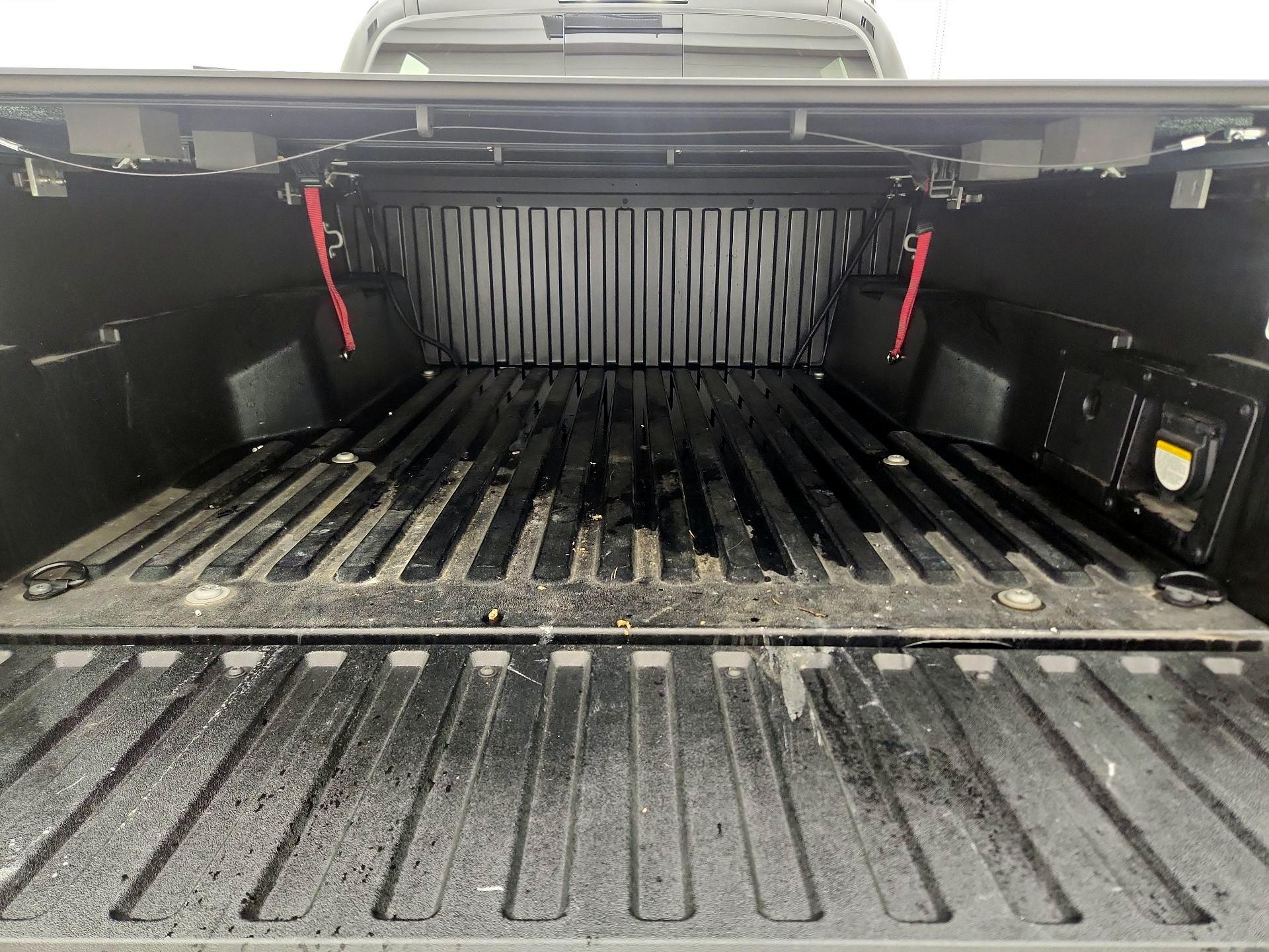 Thumbnail: 2023 Toyota Tacoma - 20