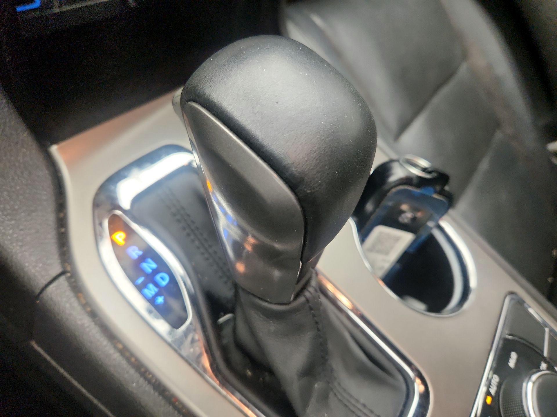 Thumbnail: 2019 Jeep Grand Cherokee - 18