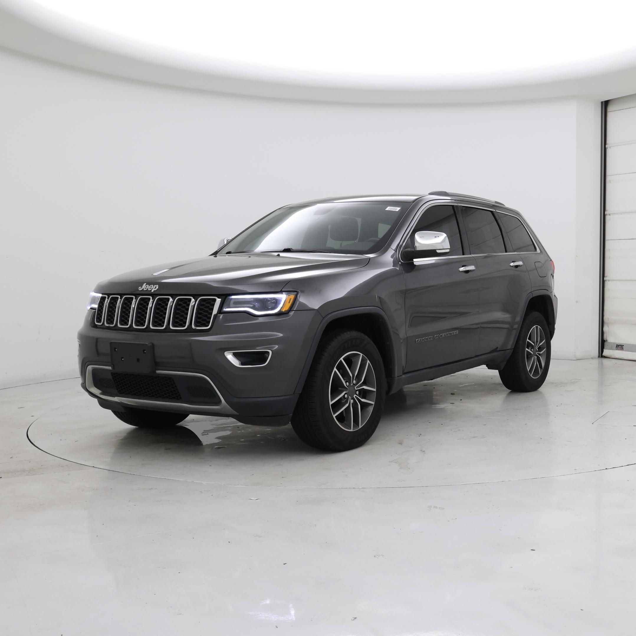 Thumbnail: 2019 Jeep Grand Cherokee - 4