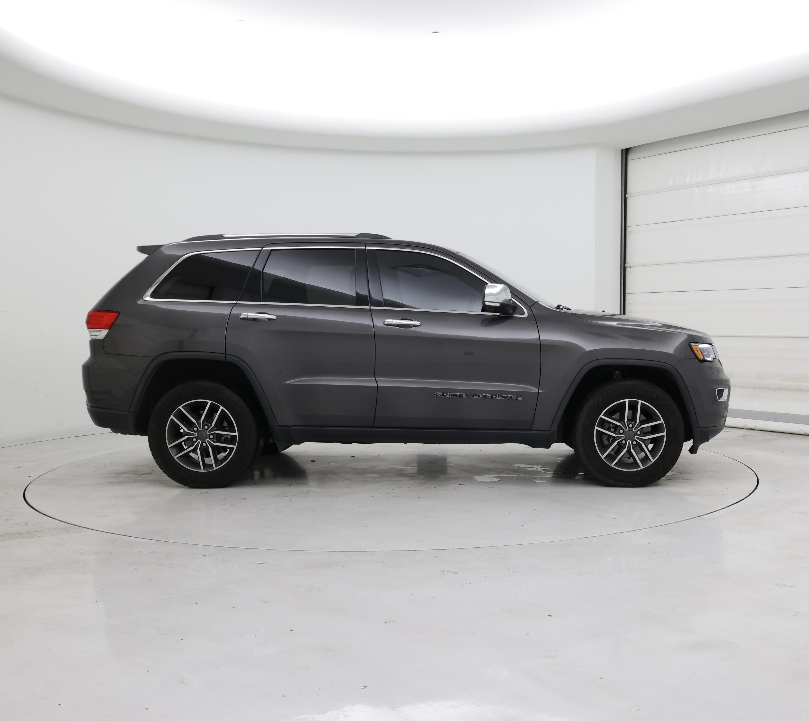 Thumbnail: 2019 Jeep Grand Cherokee - 7