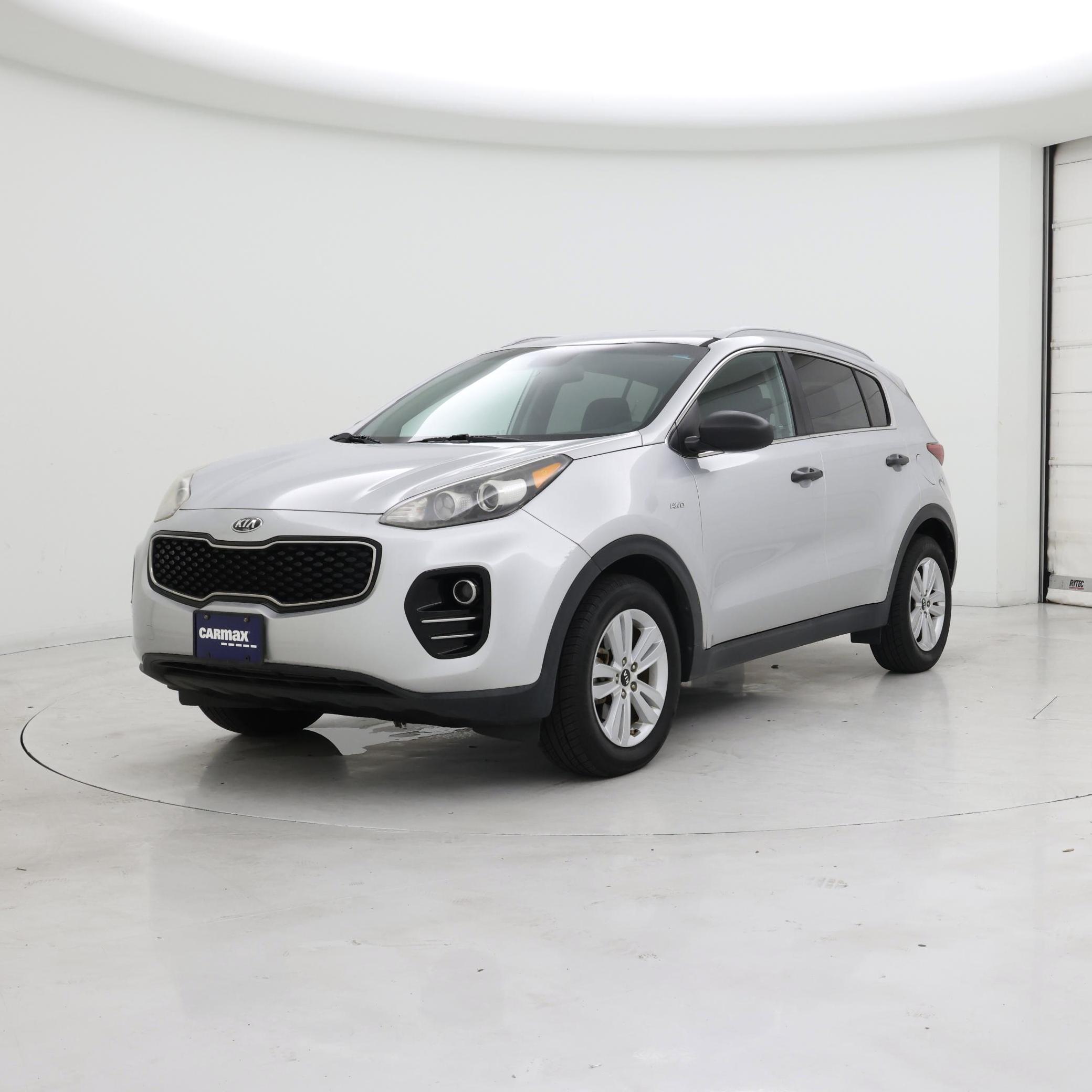 Thumbnail: 2017 Kia Sportage - 4