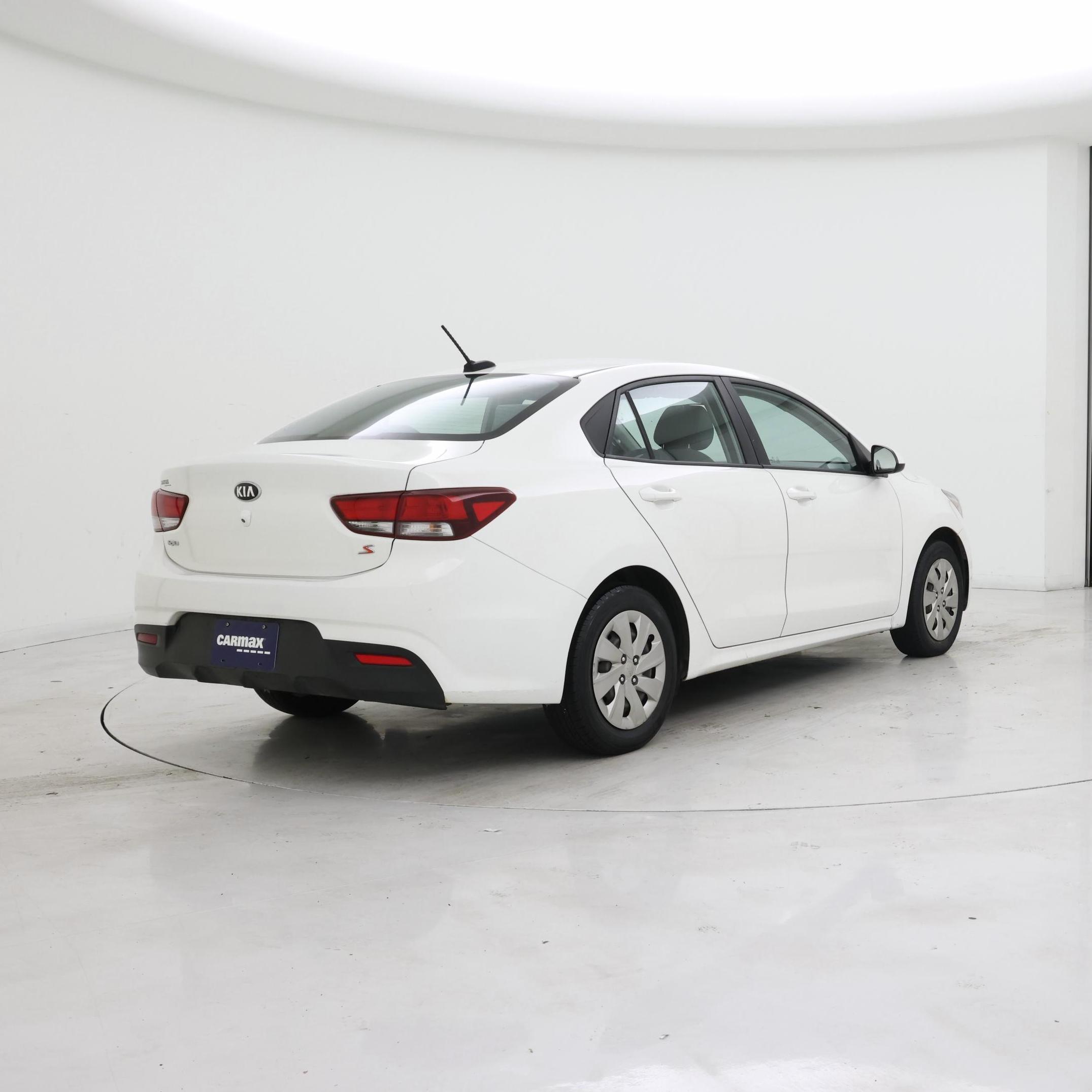 Thumbnail: 2018 Kia Rio - 8