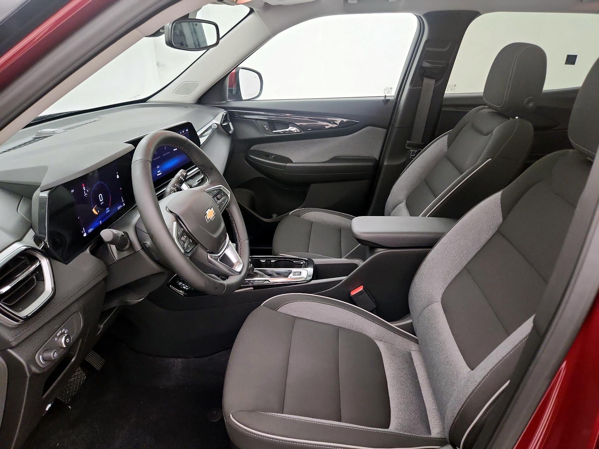 Thumbnail: 2025 Chevrolet TrailBlazer - 11