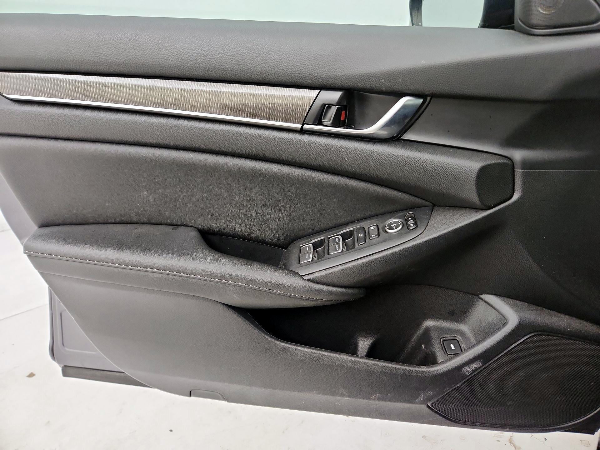 Thumbnail: 2020 Honda Accord - 12