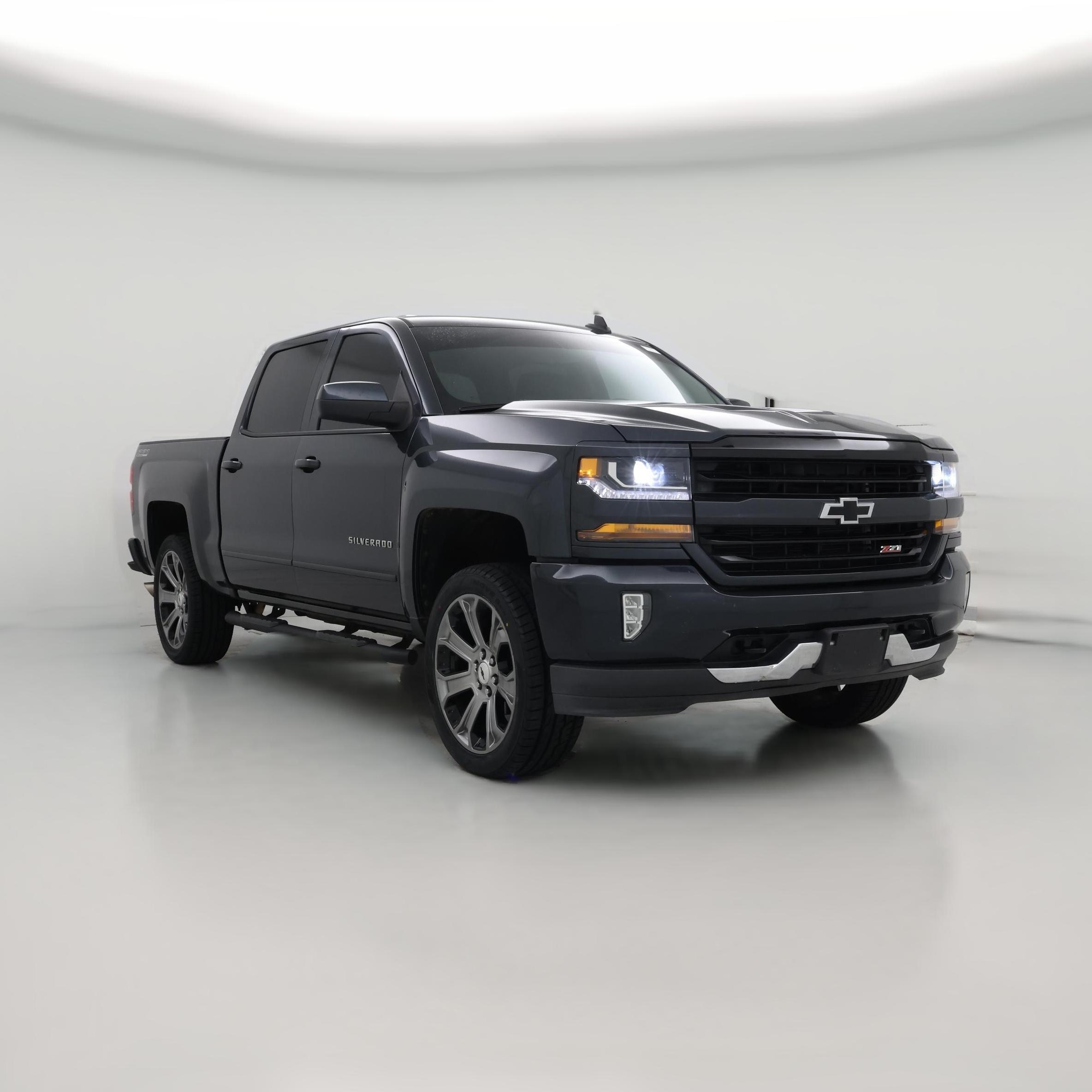 Thumbnail: 2018 Chevrolet Silverado 1500 - 1