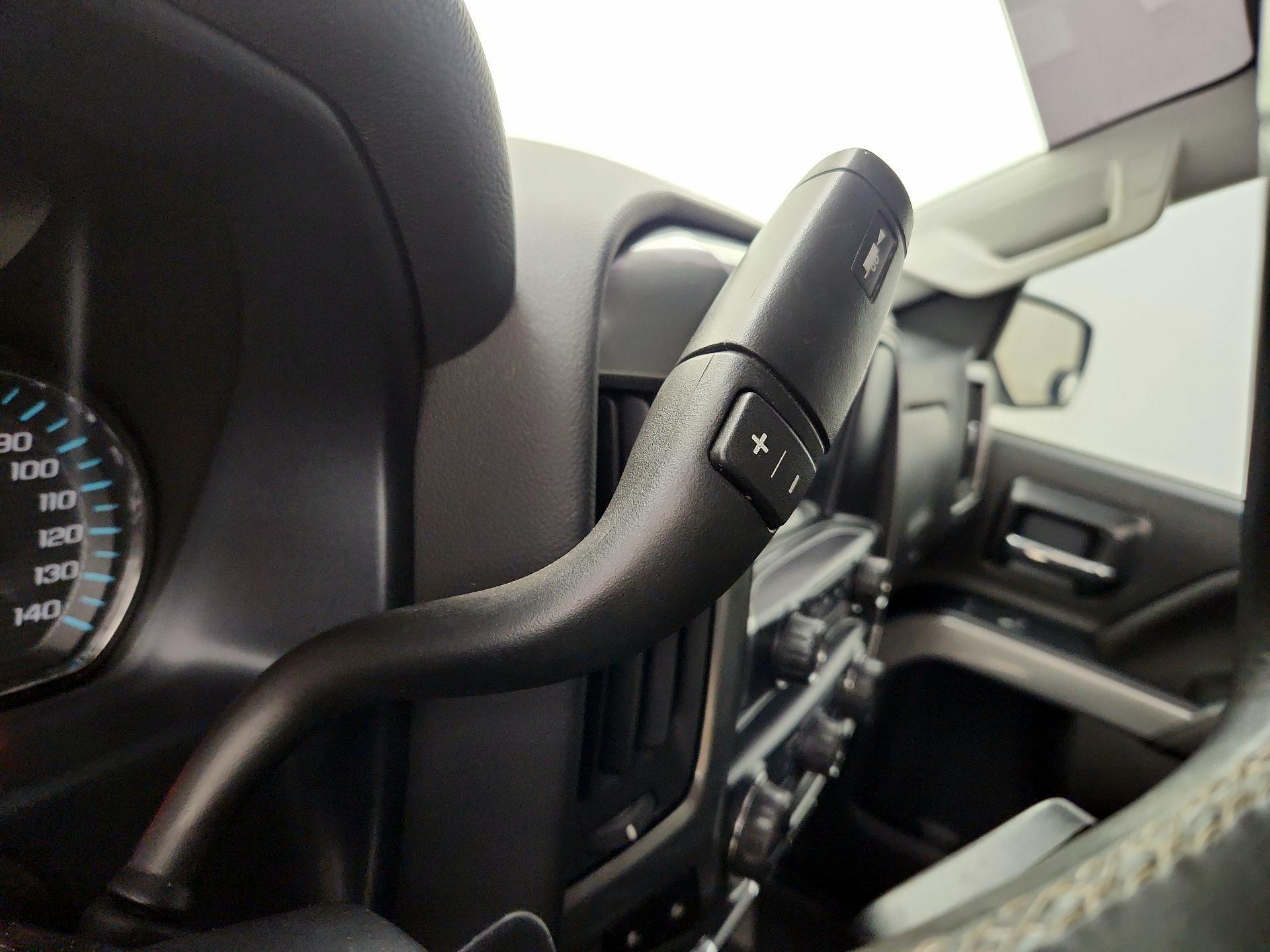 Thumbnail: 2018 Chevrolet Silverado 1500 - 17