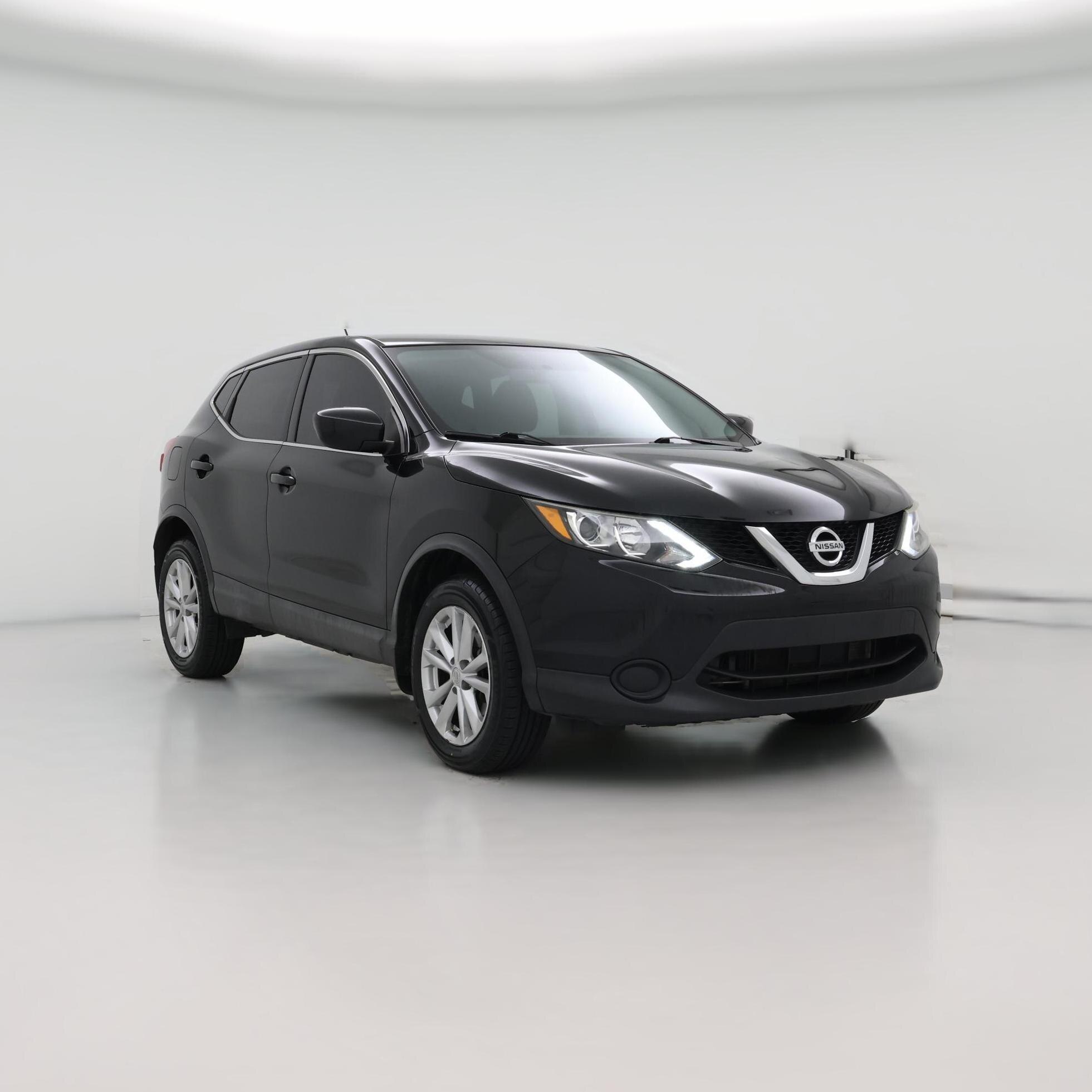 Thumbnail: 2017 Nissan Rogue Sport - 1