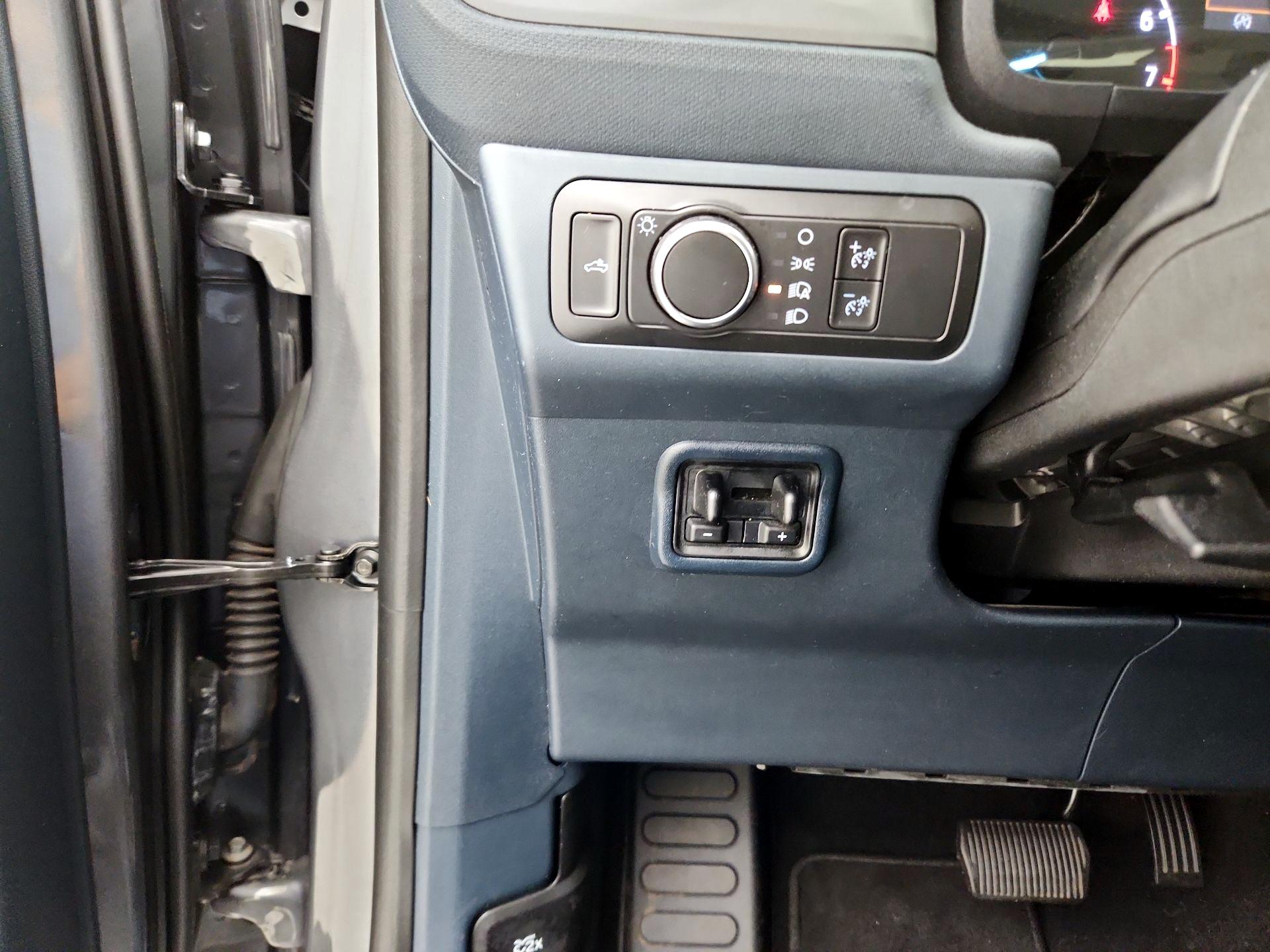 Thumbnail: 2022 Ford Maverick - 13