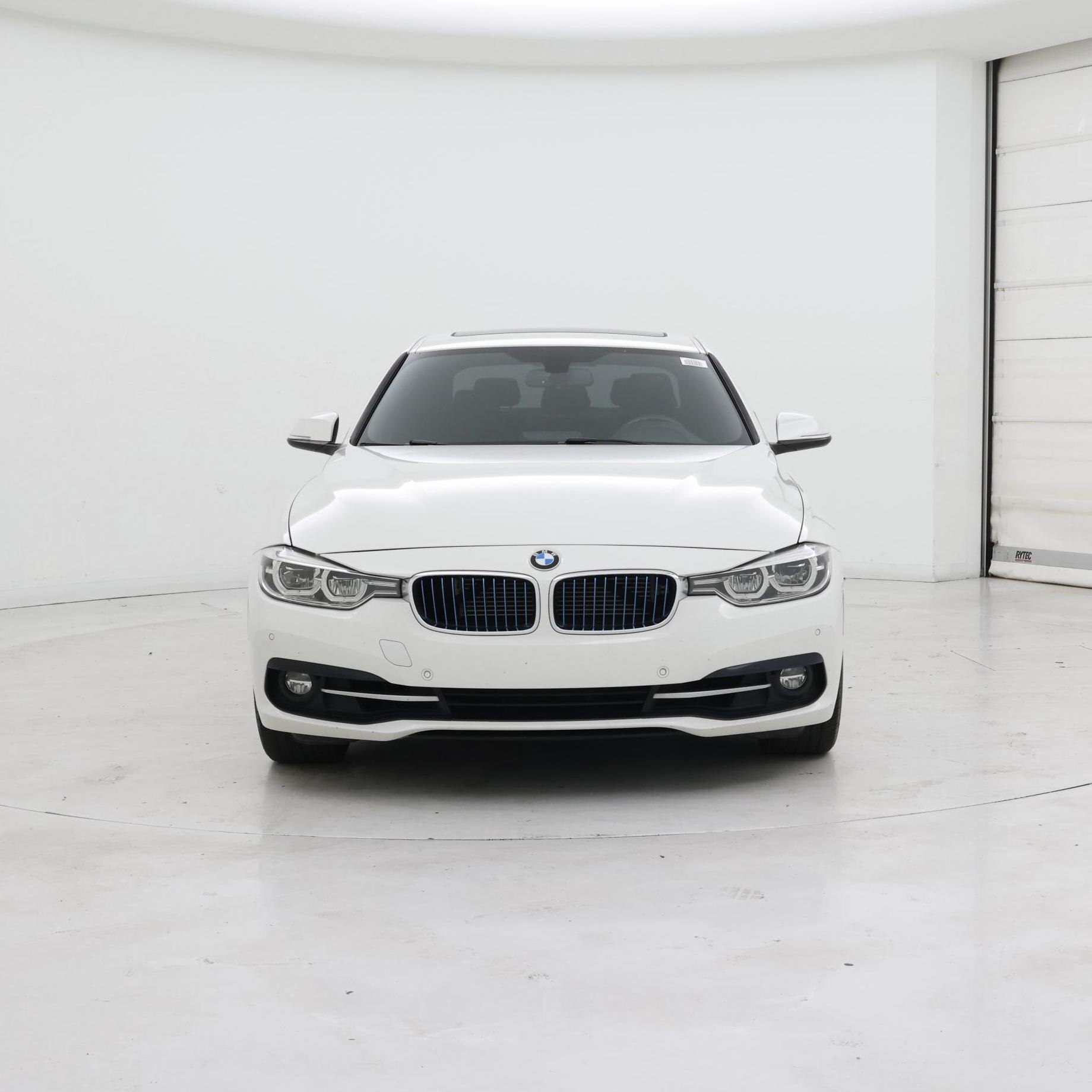 Thumbnail: 2018 BMW 3 Series - 5