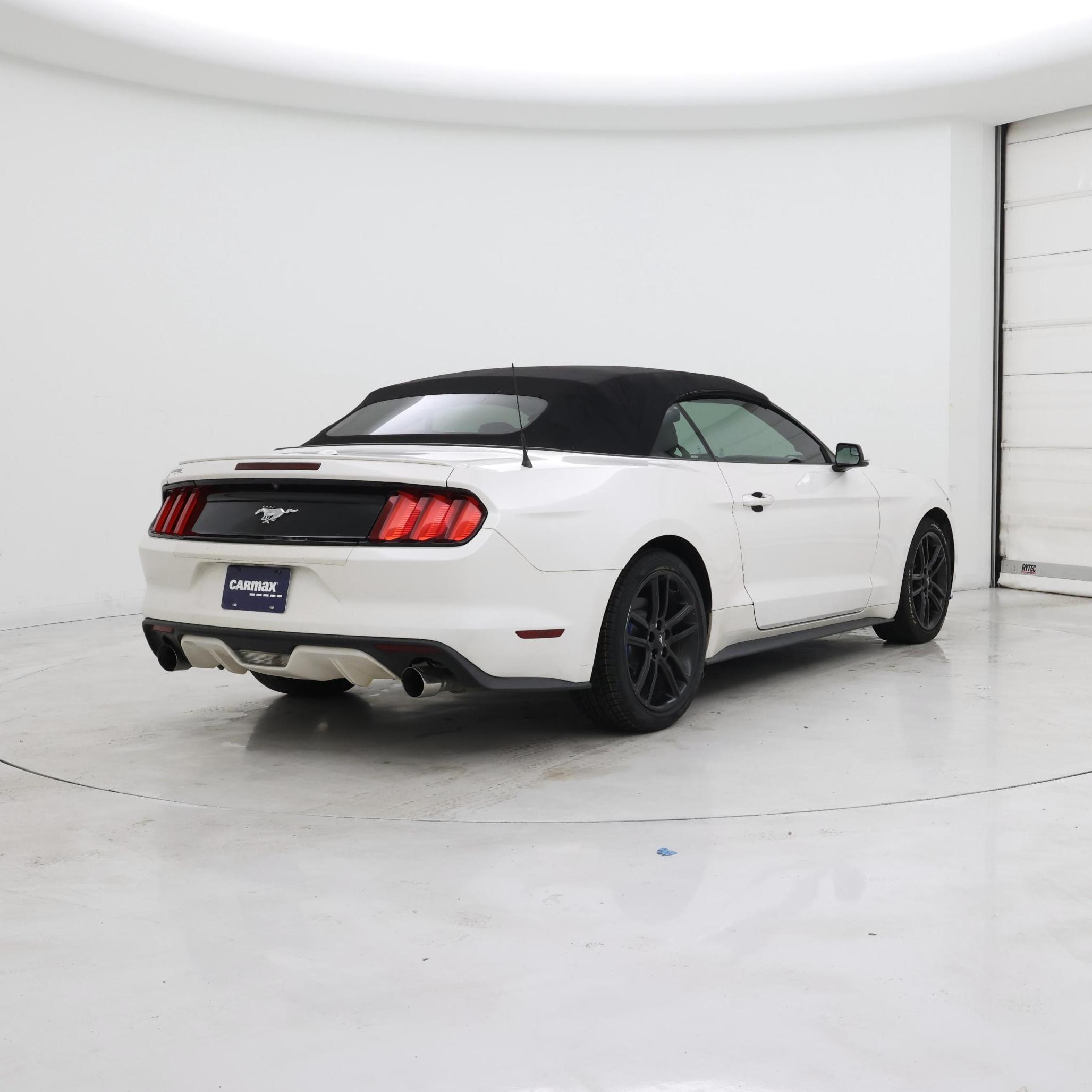 Thumbnail: 2017 Ford Mustang - 8