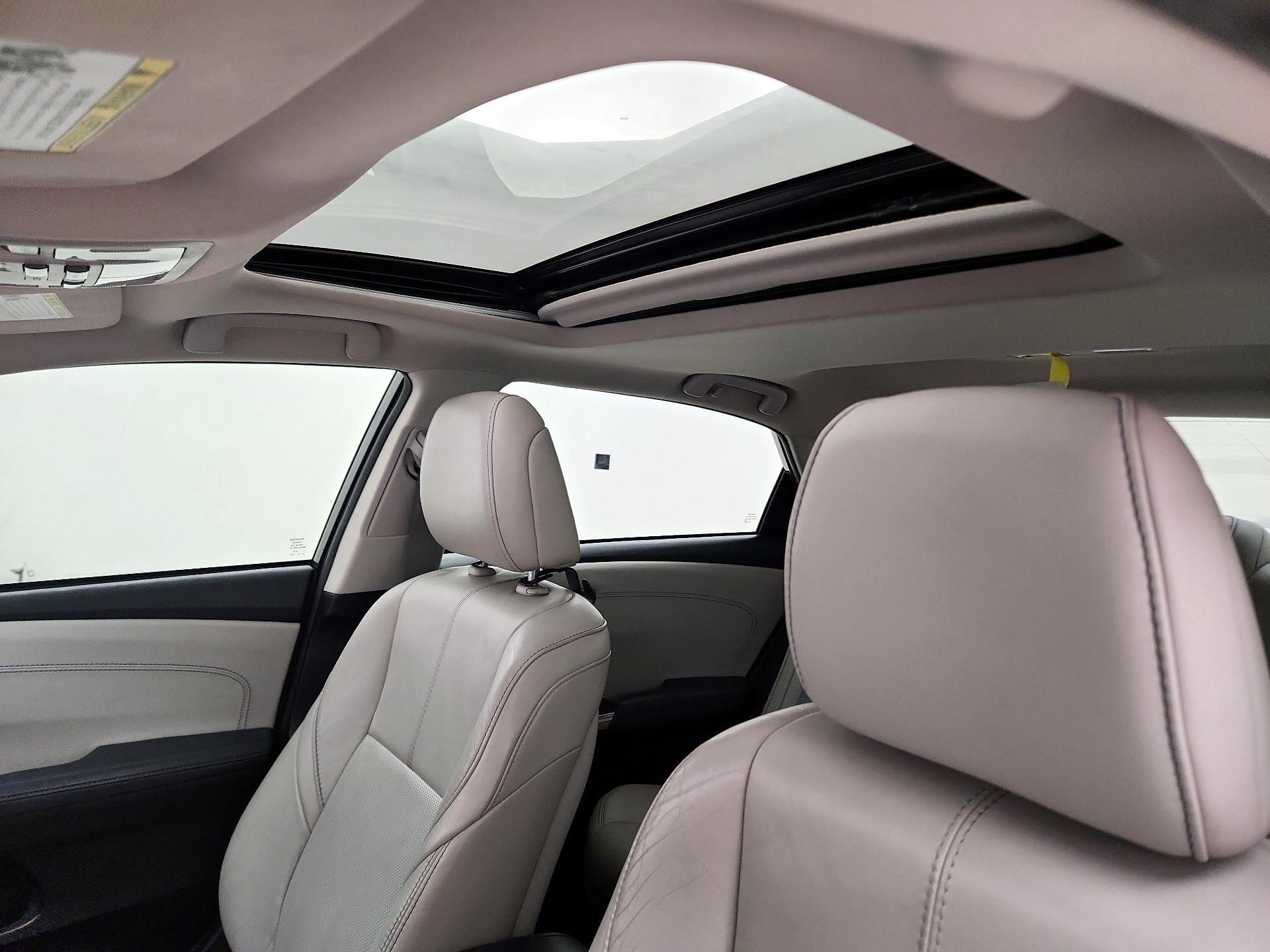Thumbnail: 2015 Toyota Avalon - 19