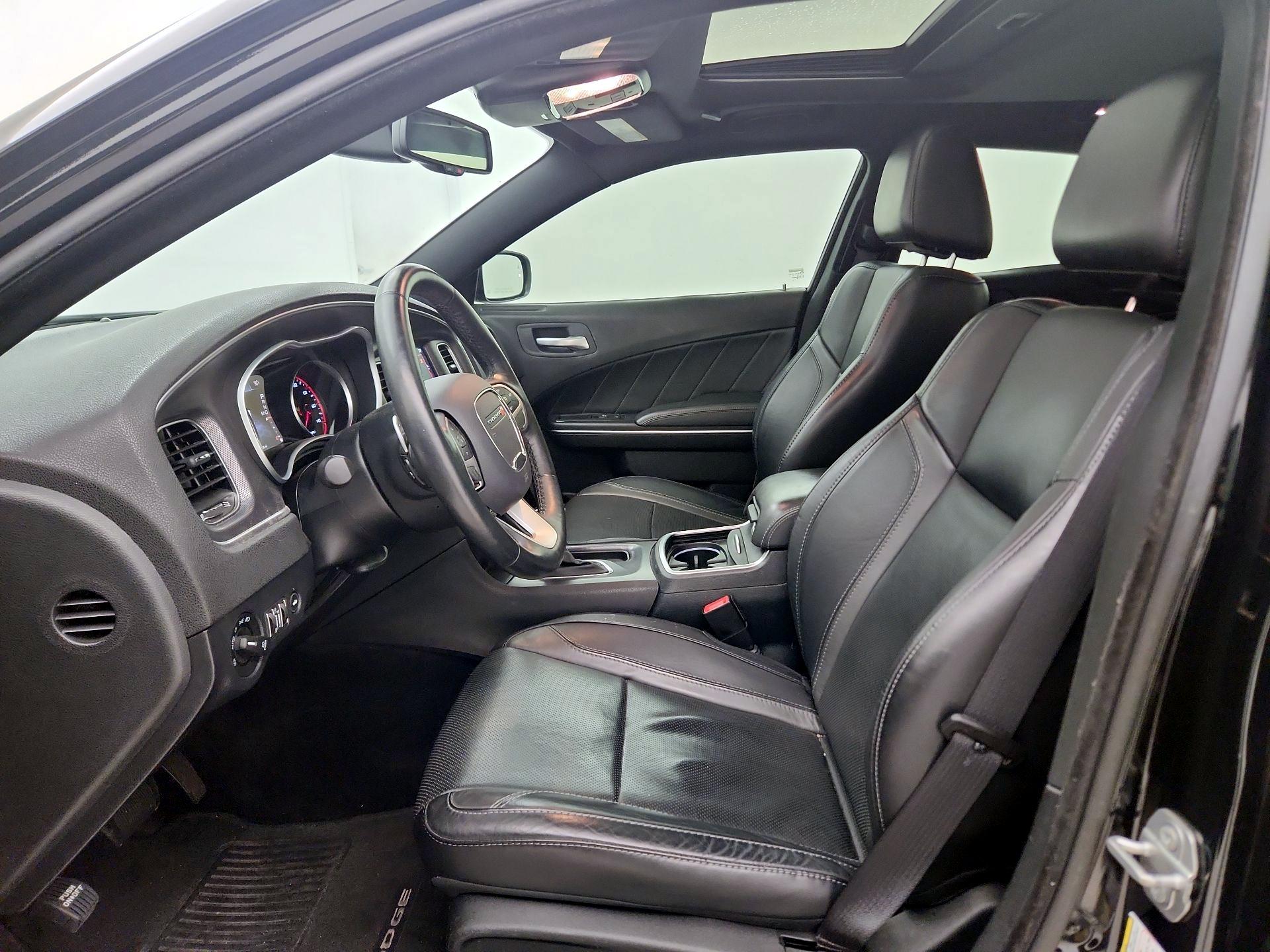 Thumbnail: 2017 Dodge Charger - 11