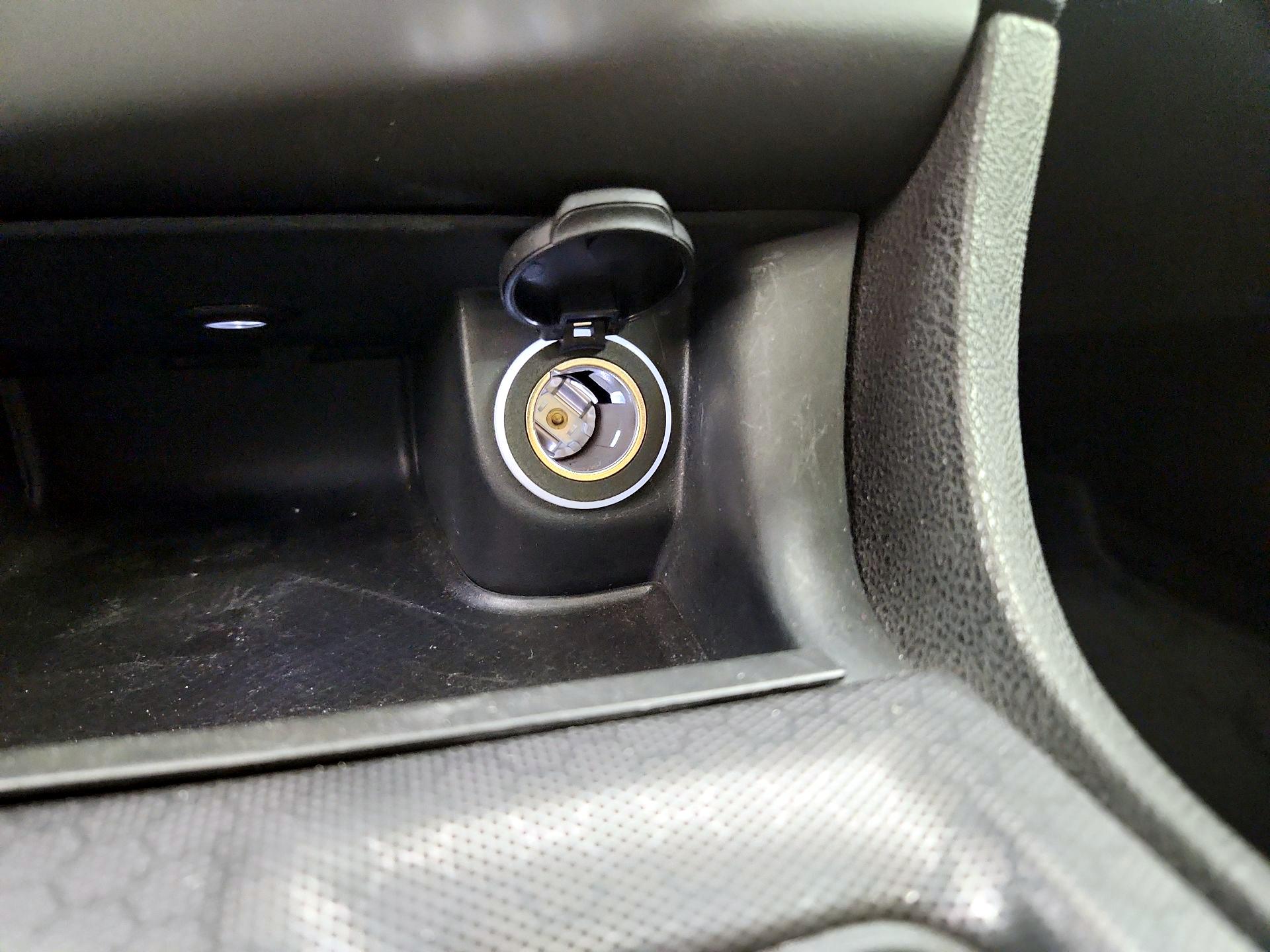 Thumbnail: 2017 Dodge Charger - 18