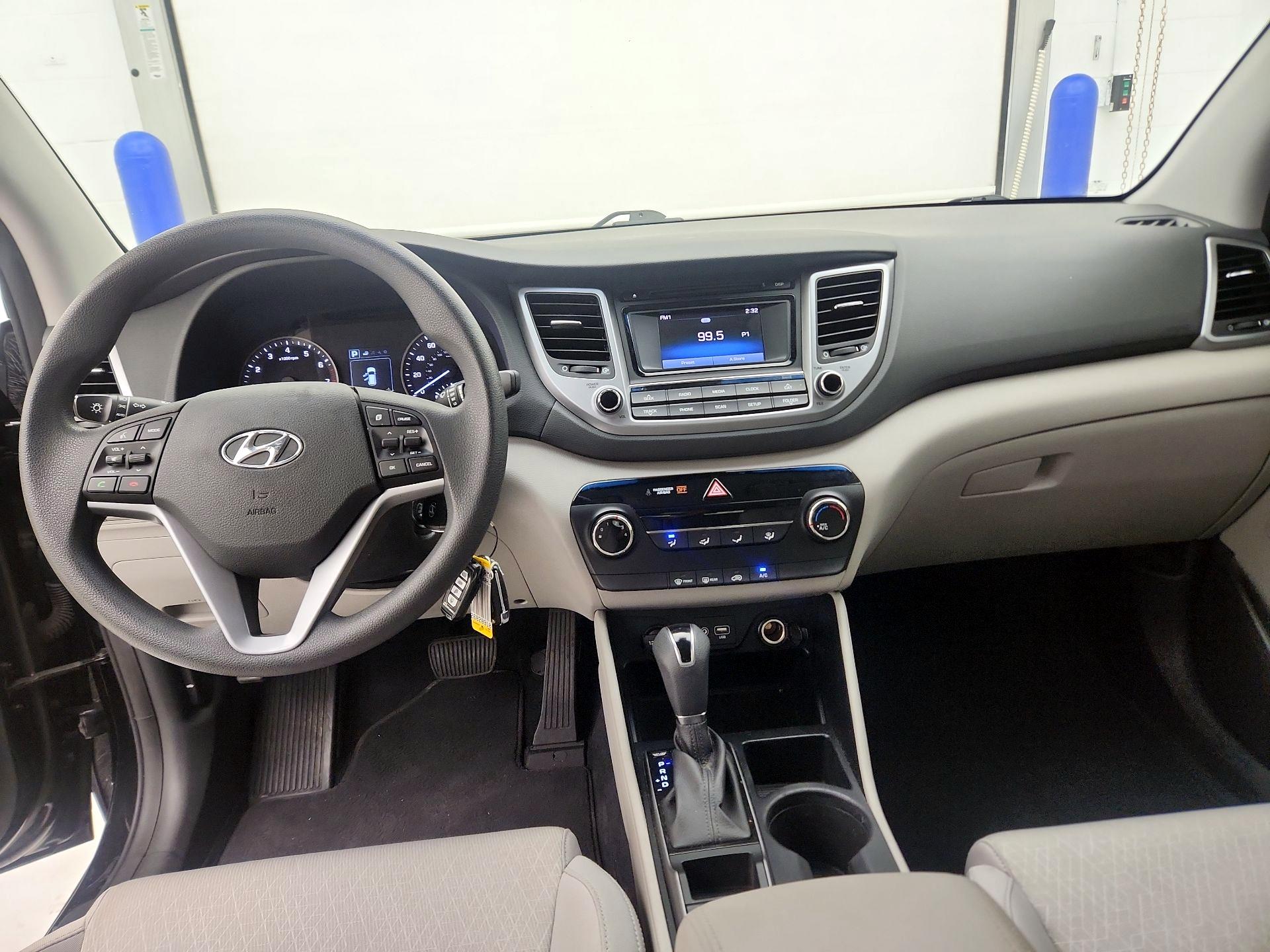 Thumbnail: 2017 Hyundai Tucson - 9