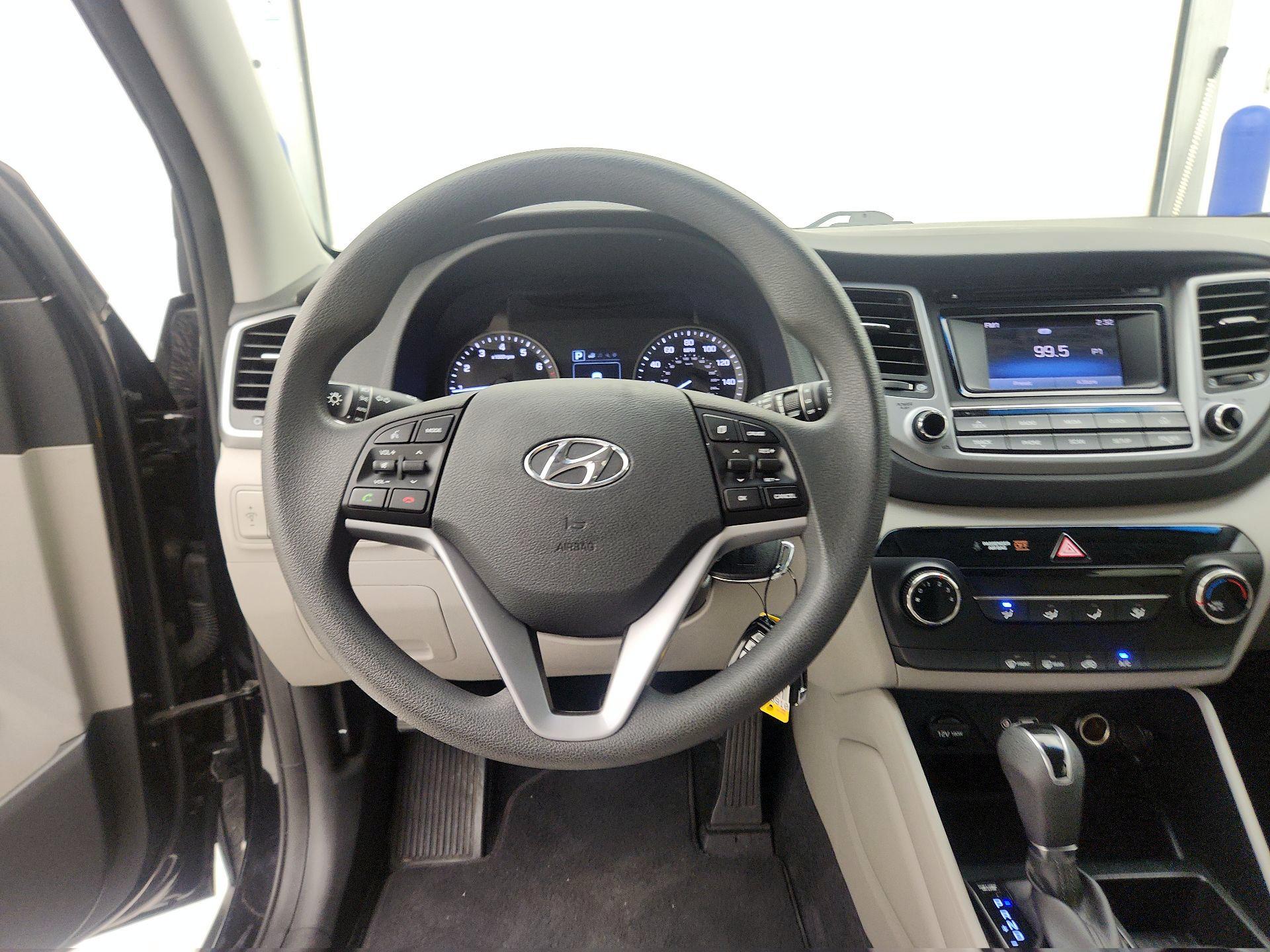 Thumbnail: 2017 Hyundai Tucson - 10