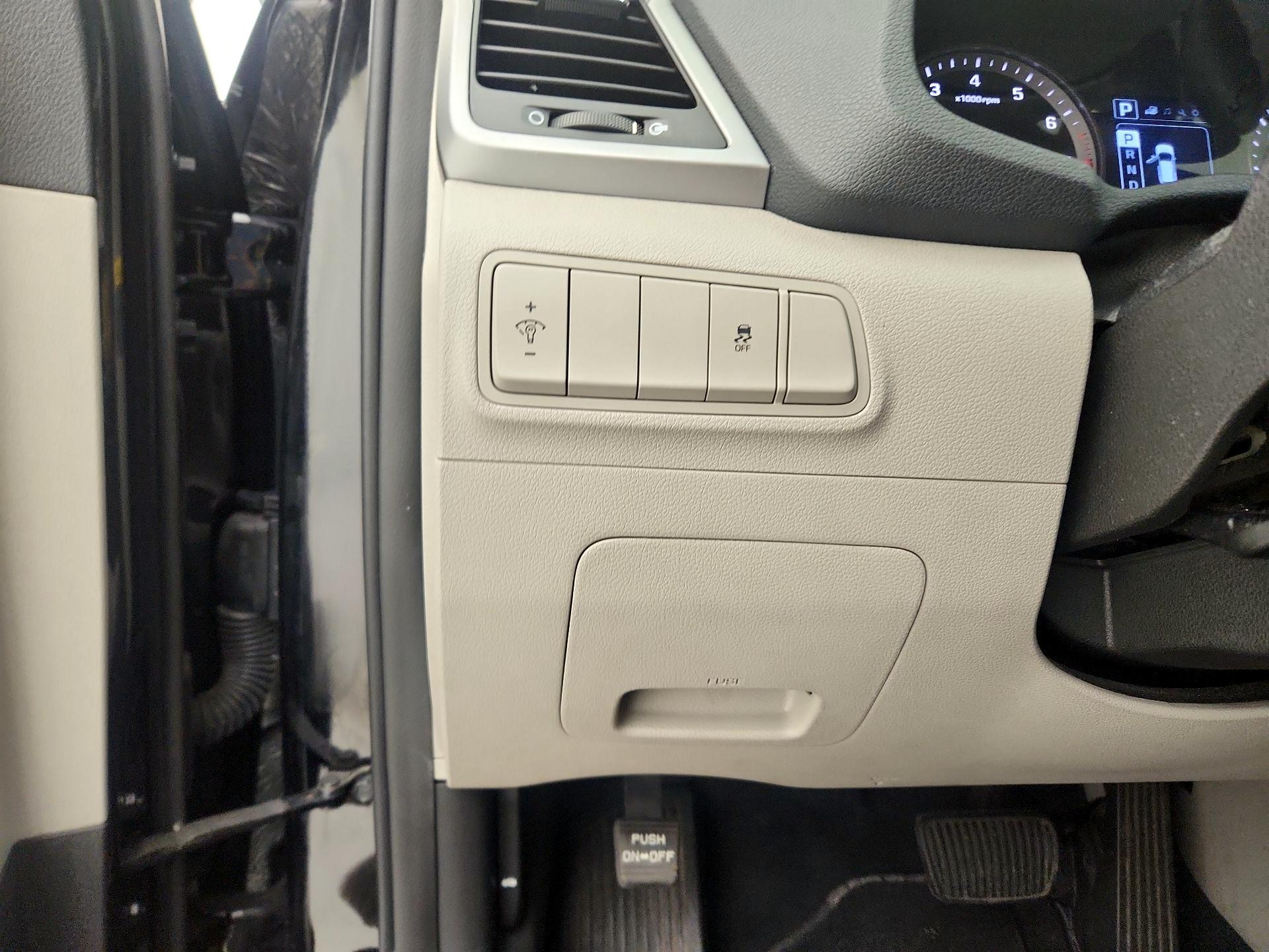 Thumbnail: 2017 Hyundai Tucson - 13