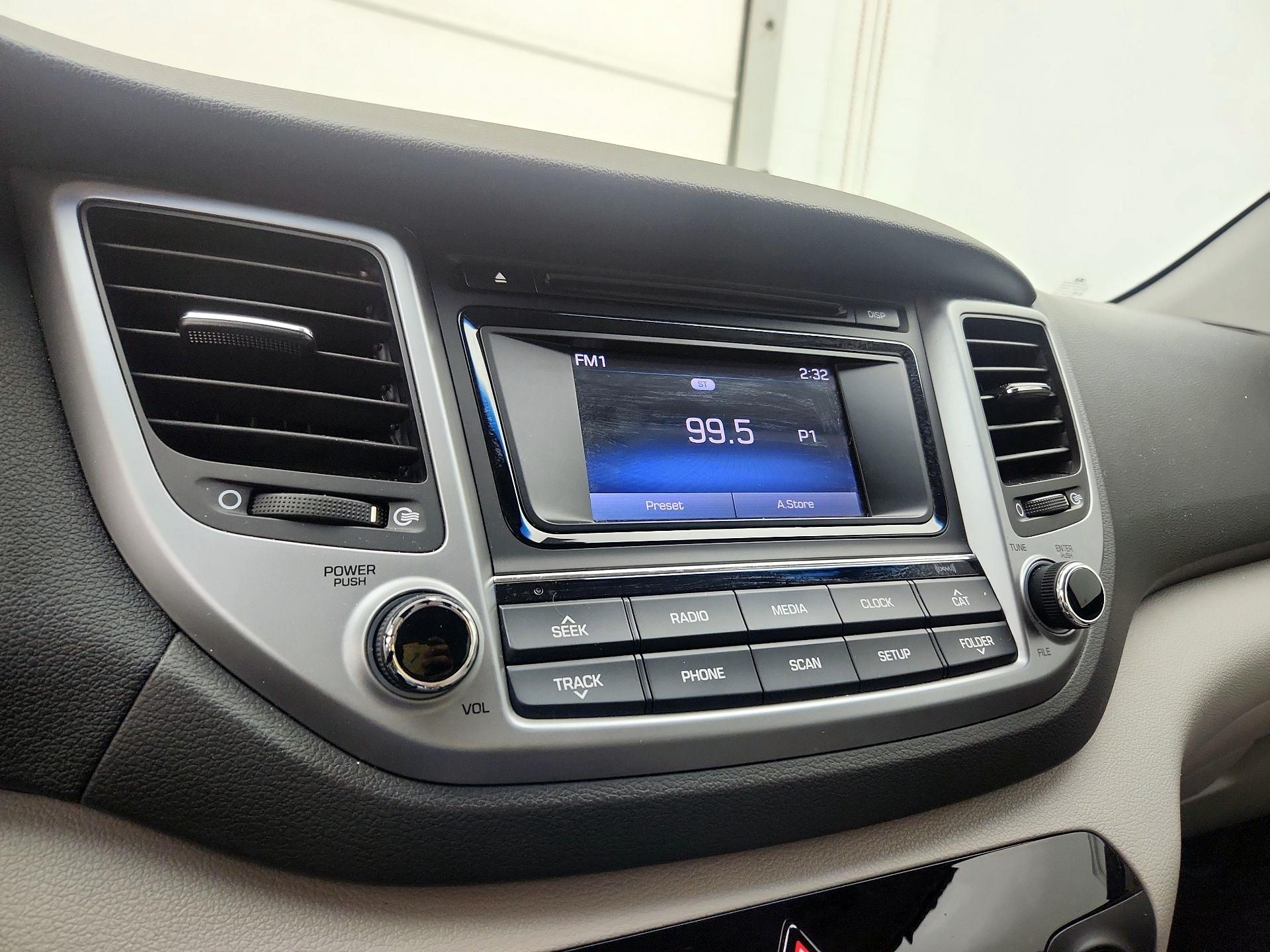 Thumbnail: 2017 Hyundai Tucson - 15