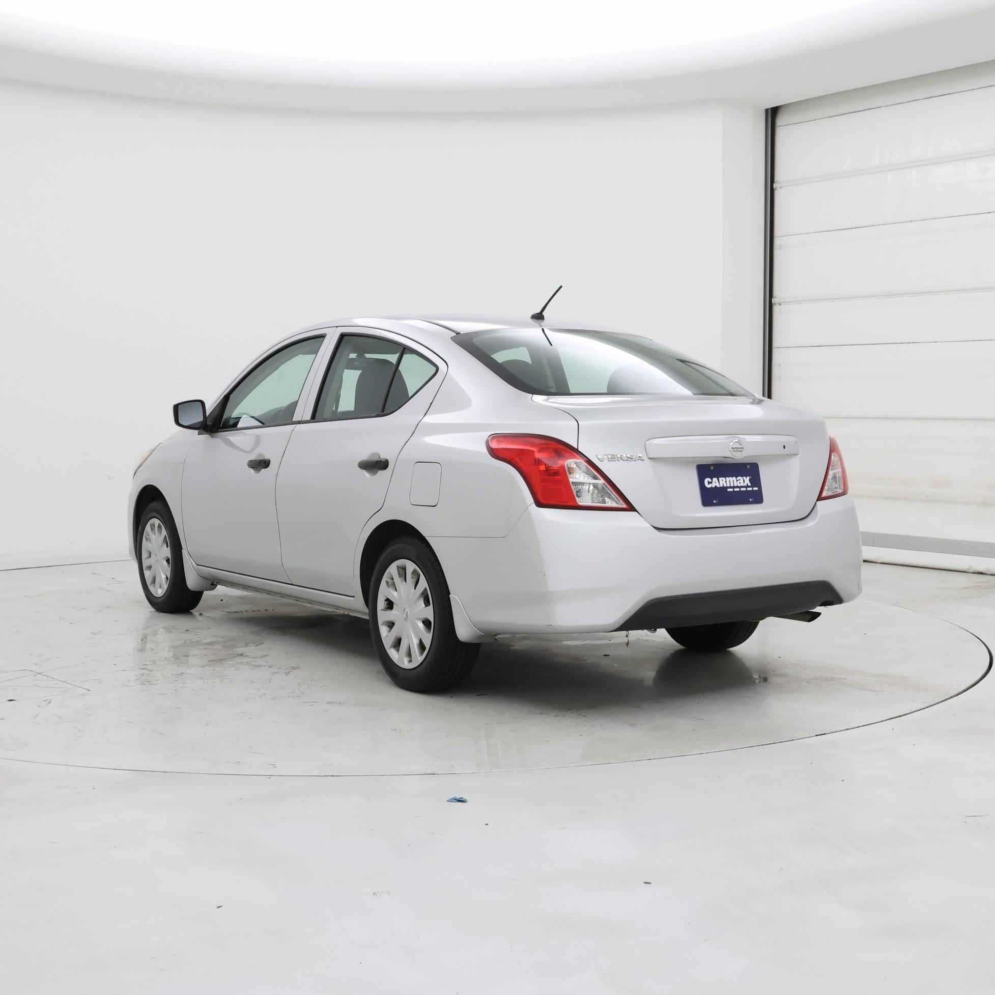 Thumbnail: 2017 Nissan Versa - 2
