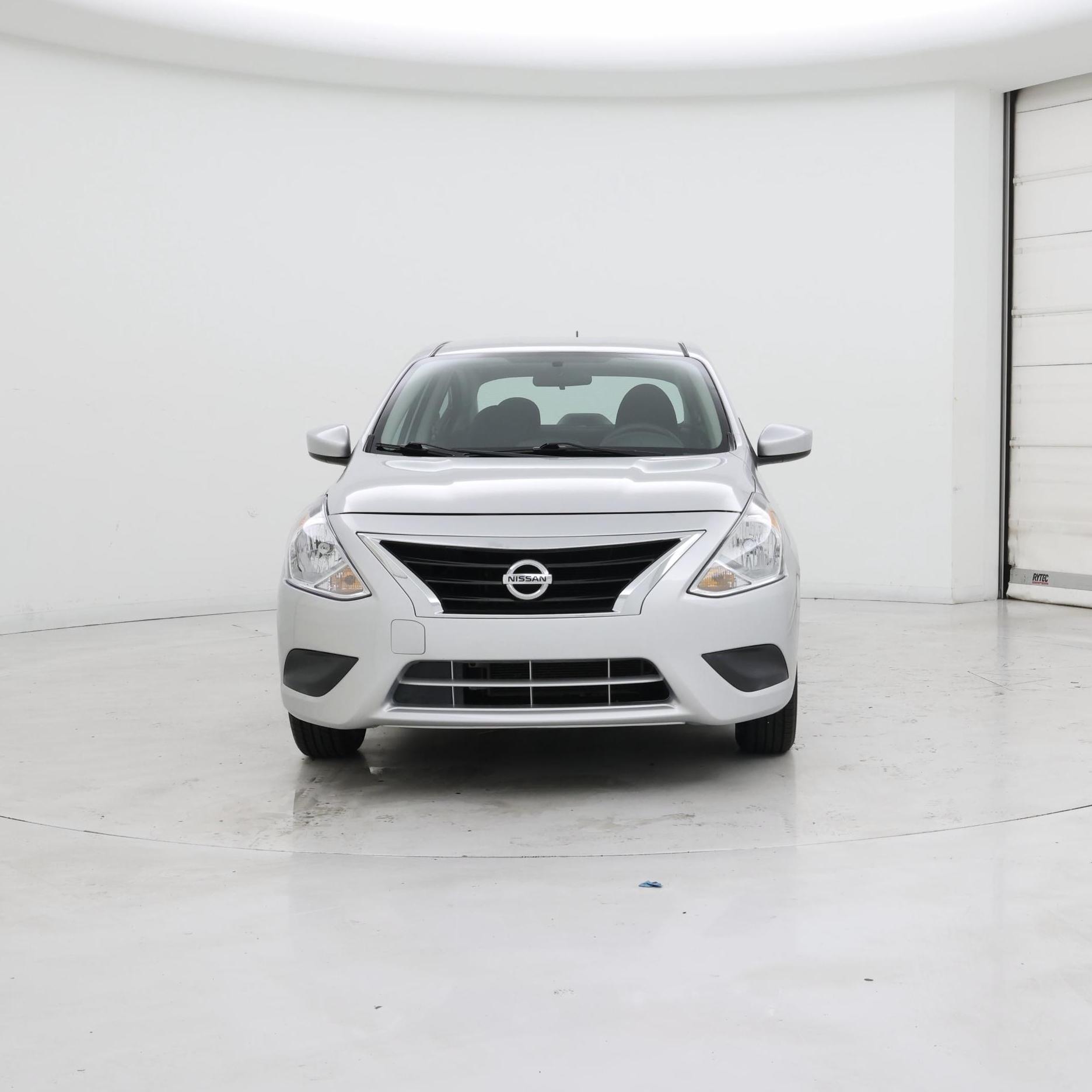 Thumbnail: 2017 Nissan Versa - 5