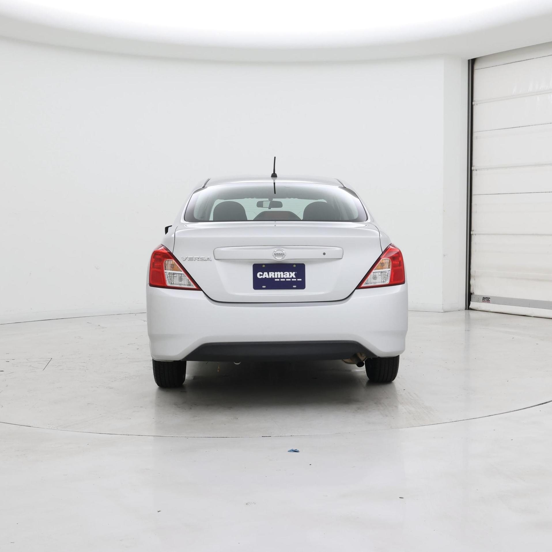Thumbnail: 2017 Nissan Versa - 6