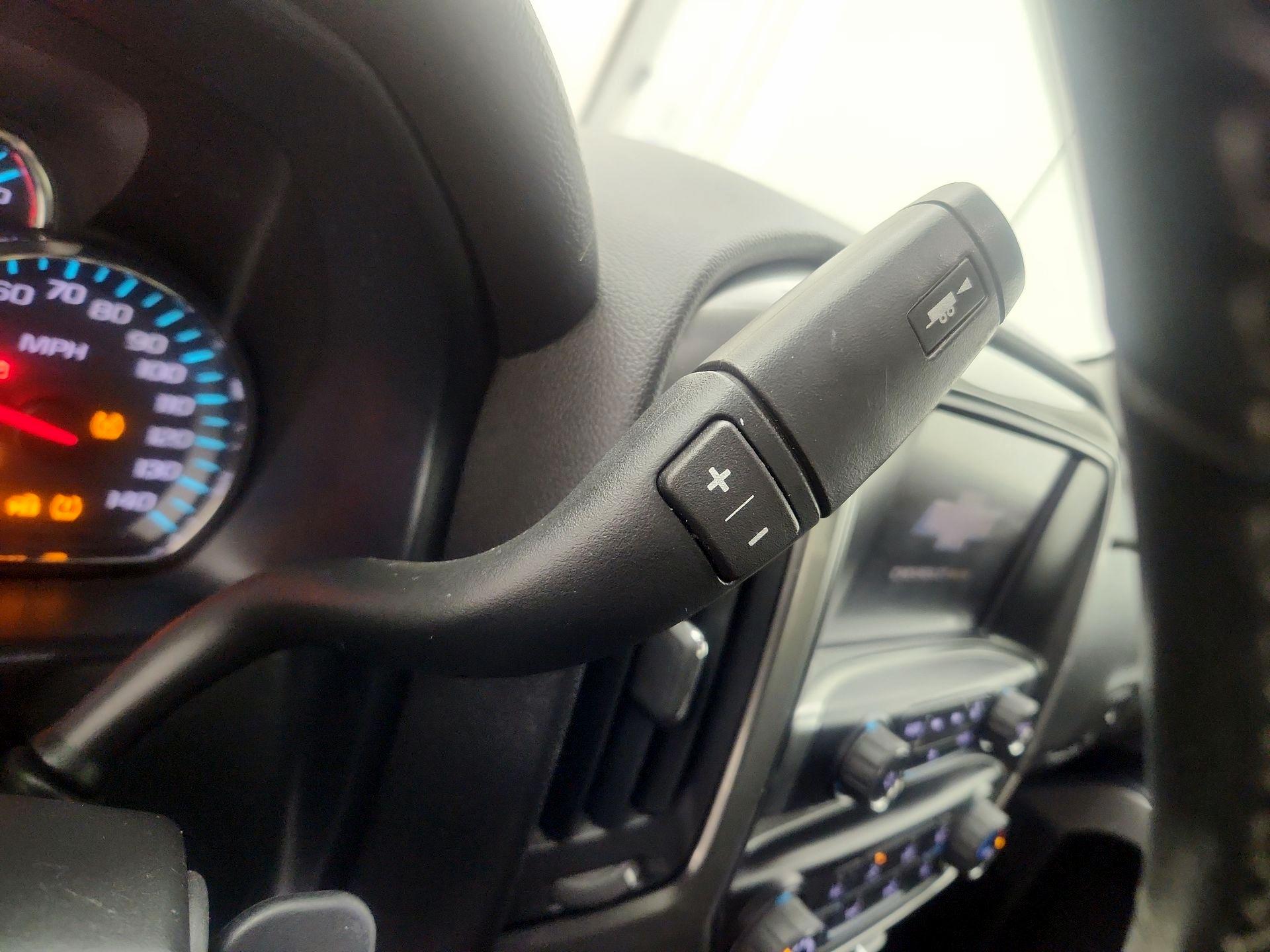 Thumbnail: 2018 Chevrolet Silverado 1500 - 16