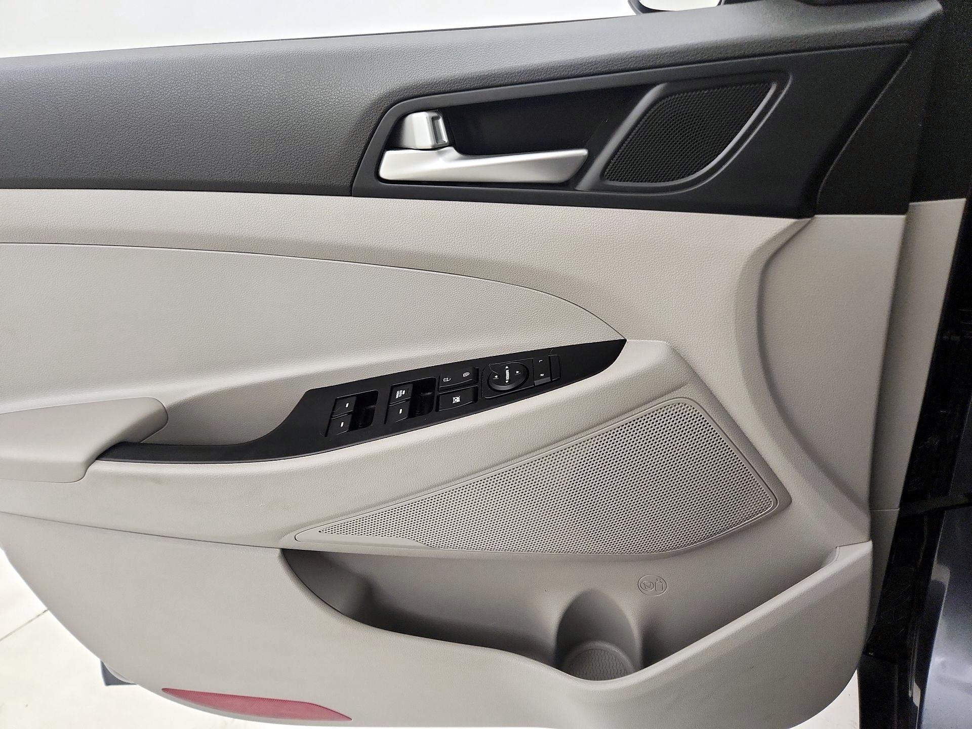 Thumbnail: 2021 Hyundai Tucson - 12